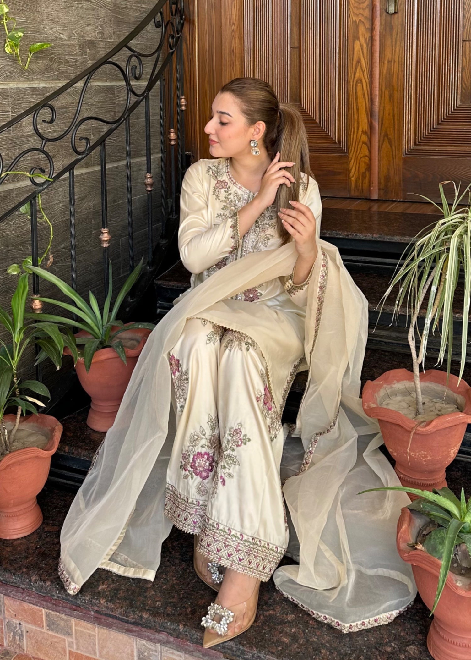 silk Kurta Set in Off-white