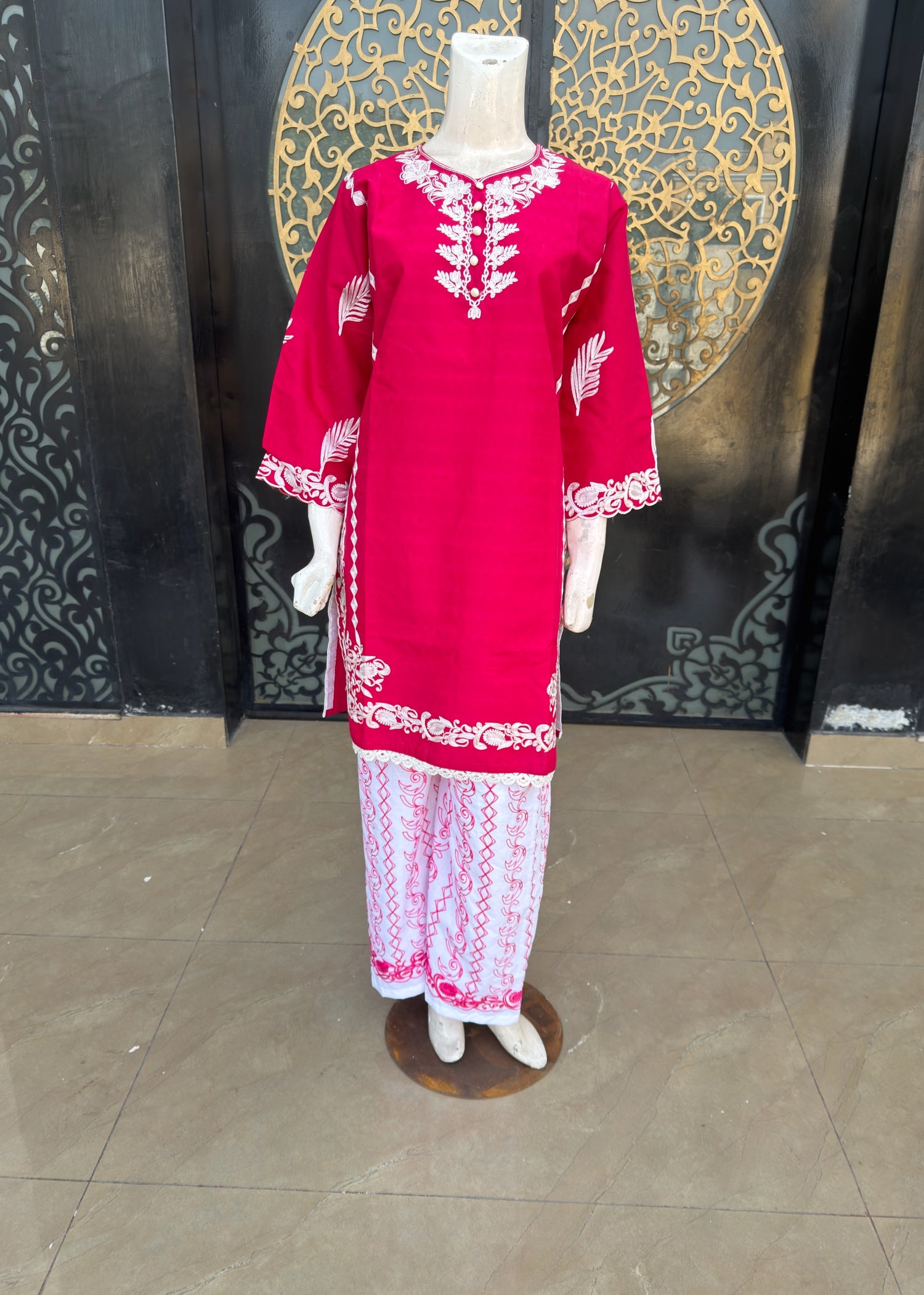 pure cotton Kurta Set in Shocking pink