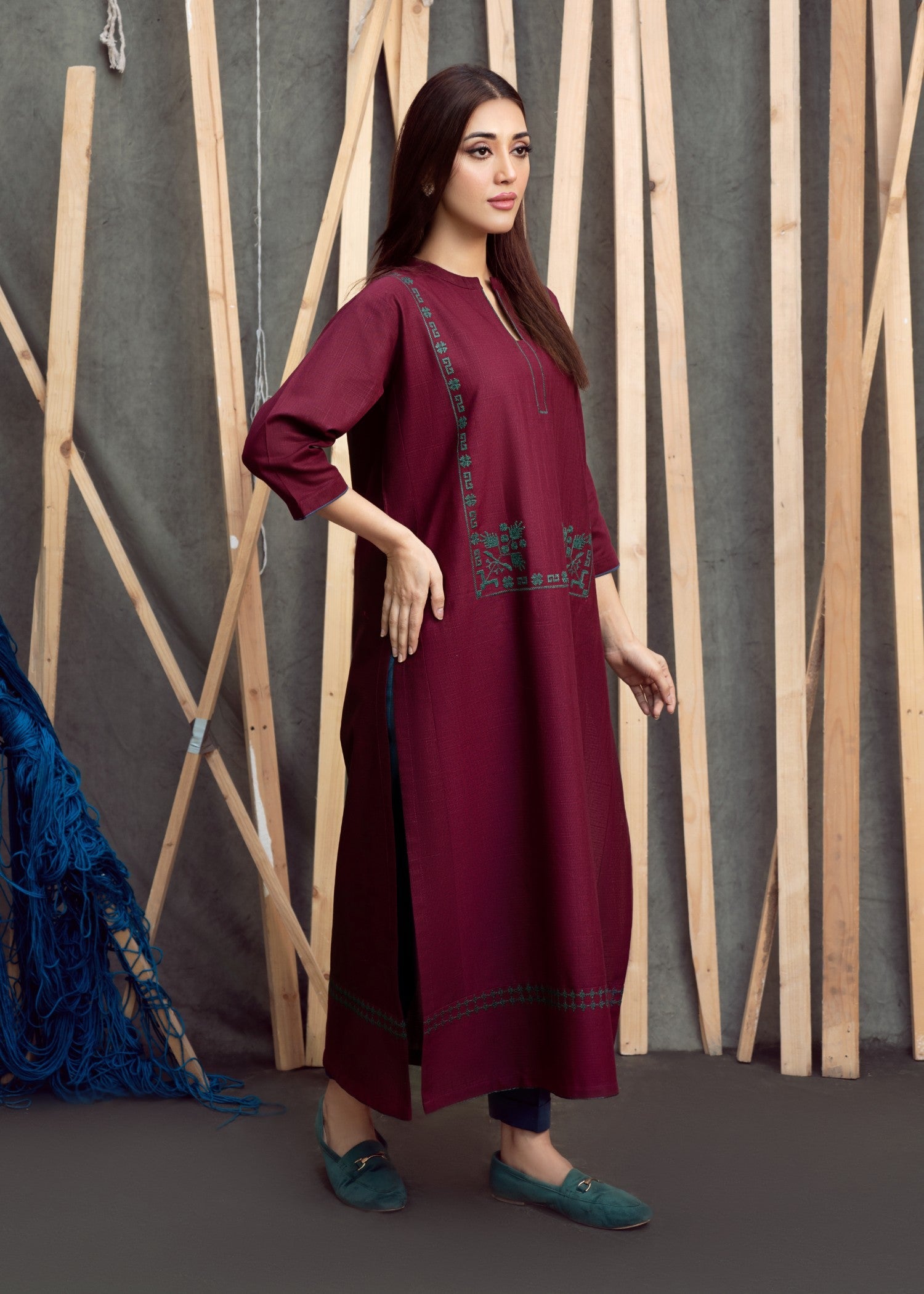 slub khaddar Kurta Set in Teal, maroon