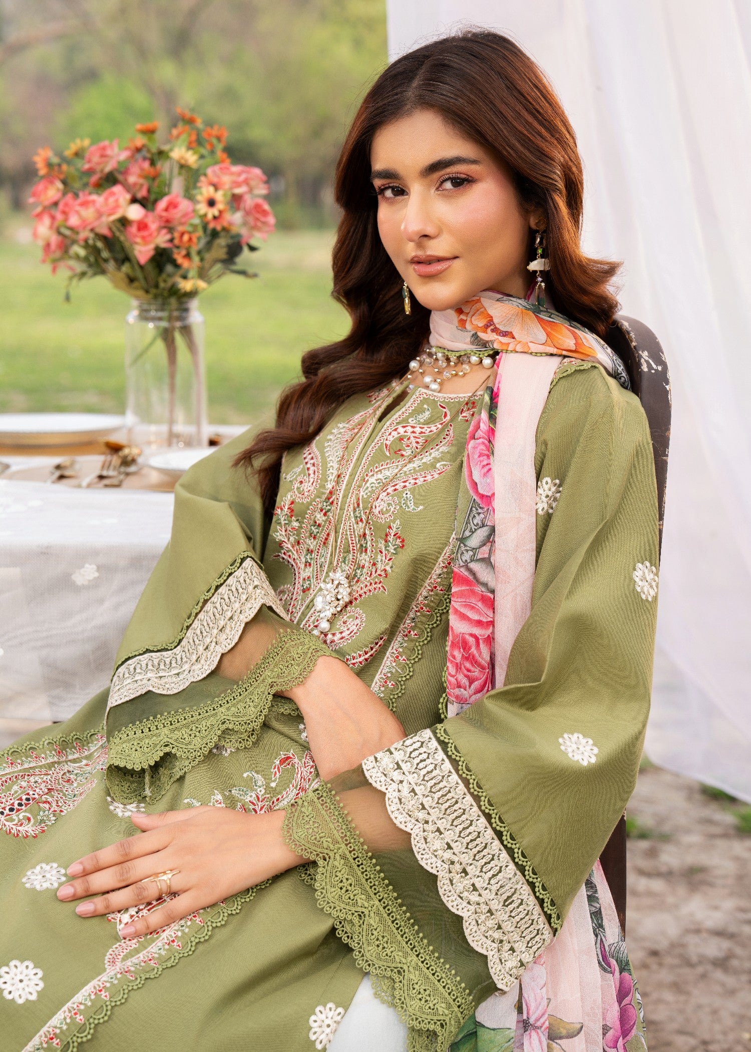 lawn Kurta Set in Olive green