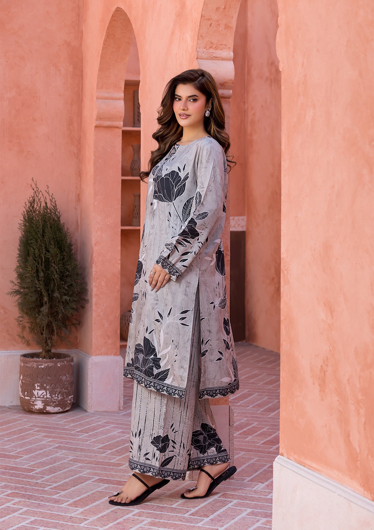 lawn Kurta Set in Ash grey