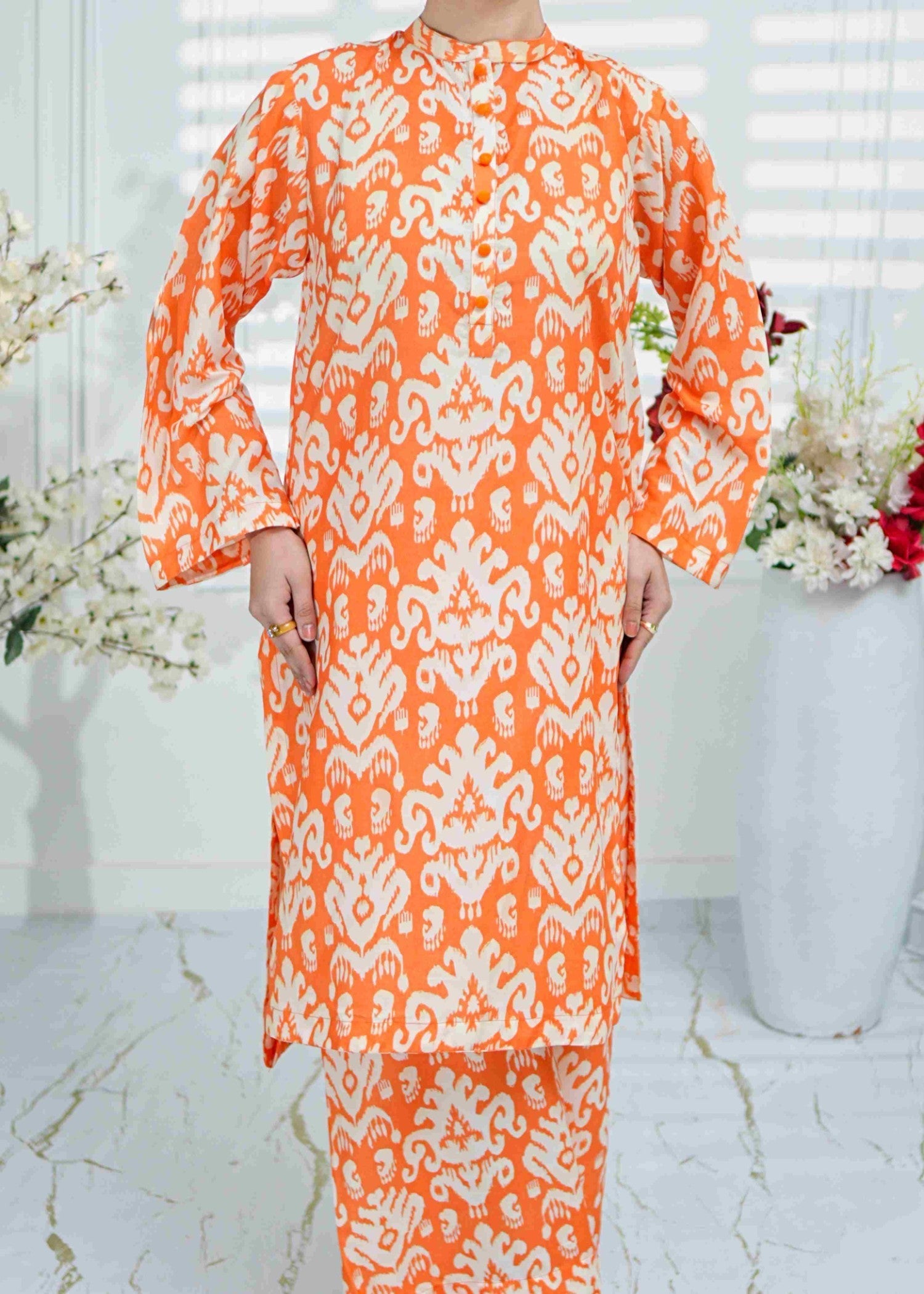 swiss lawn Kurta Set in Orange