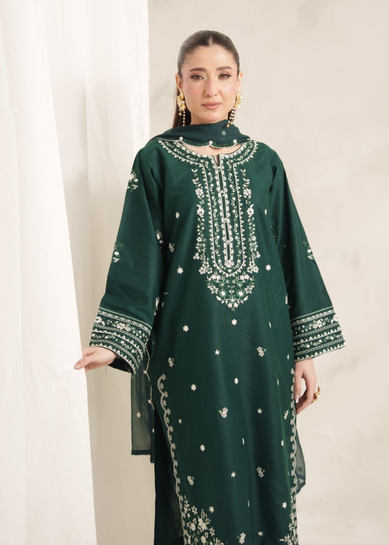lawn Kurta Set in Bottle green