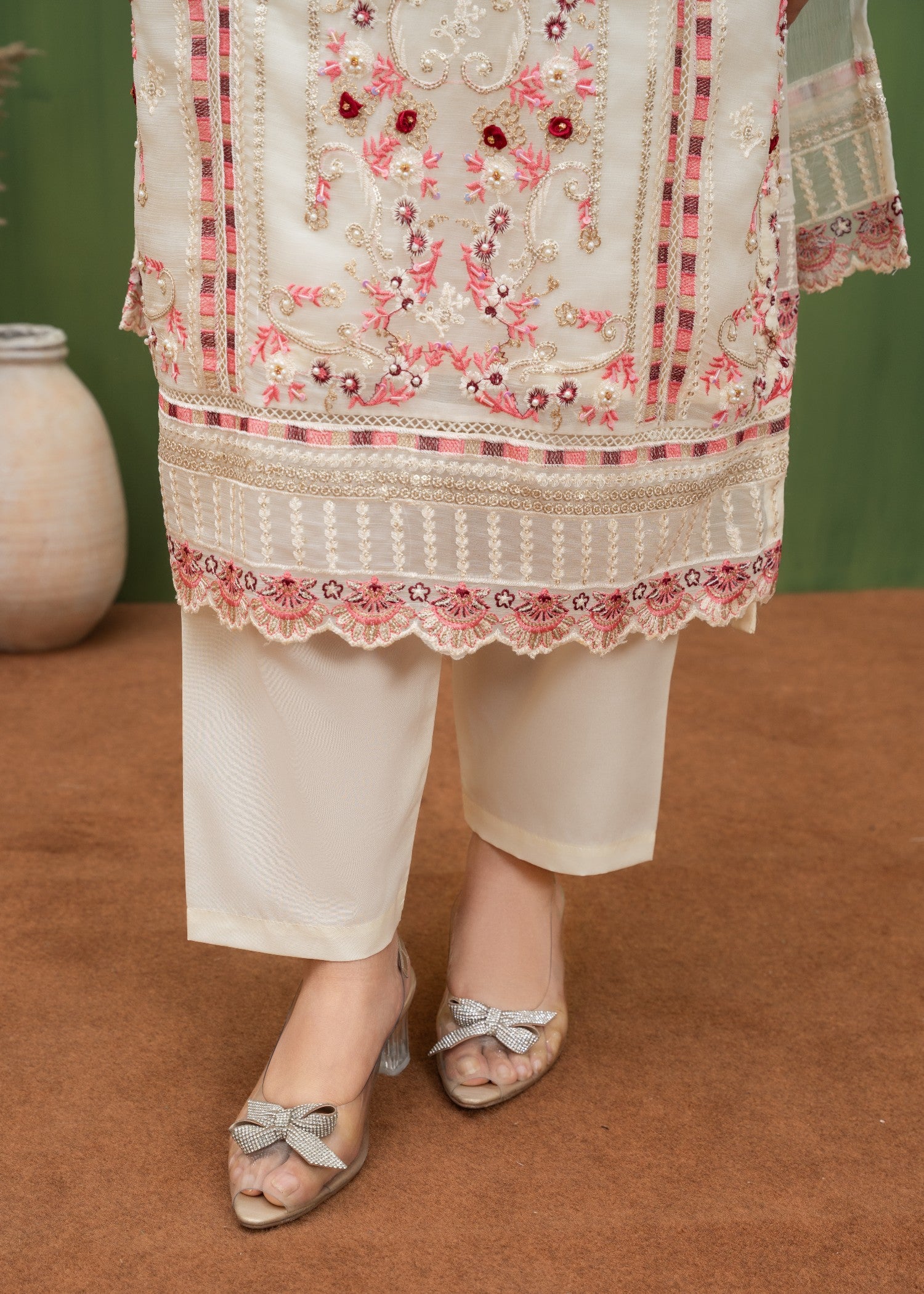 blended satin Kurta Set in Cream