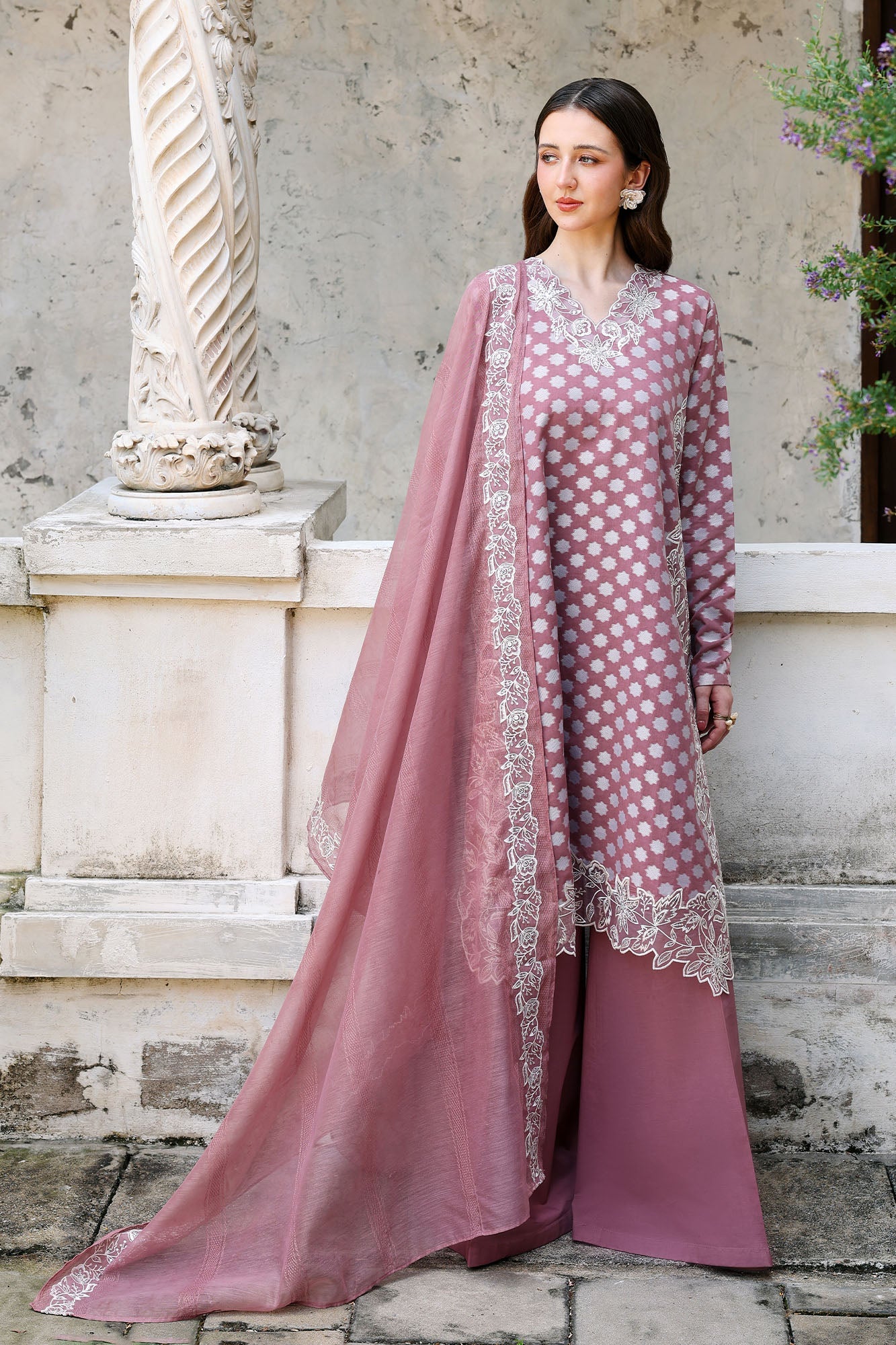 Eid Lawn Edit – Ash Rose
