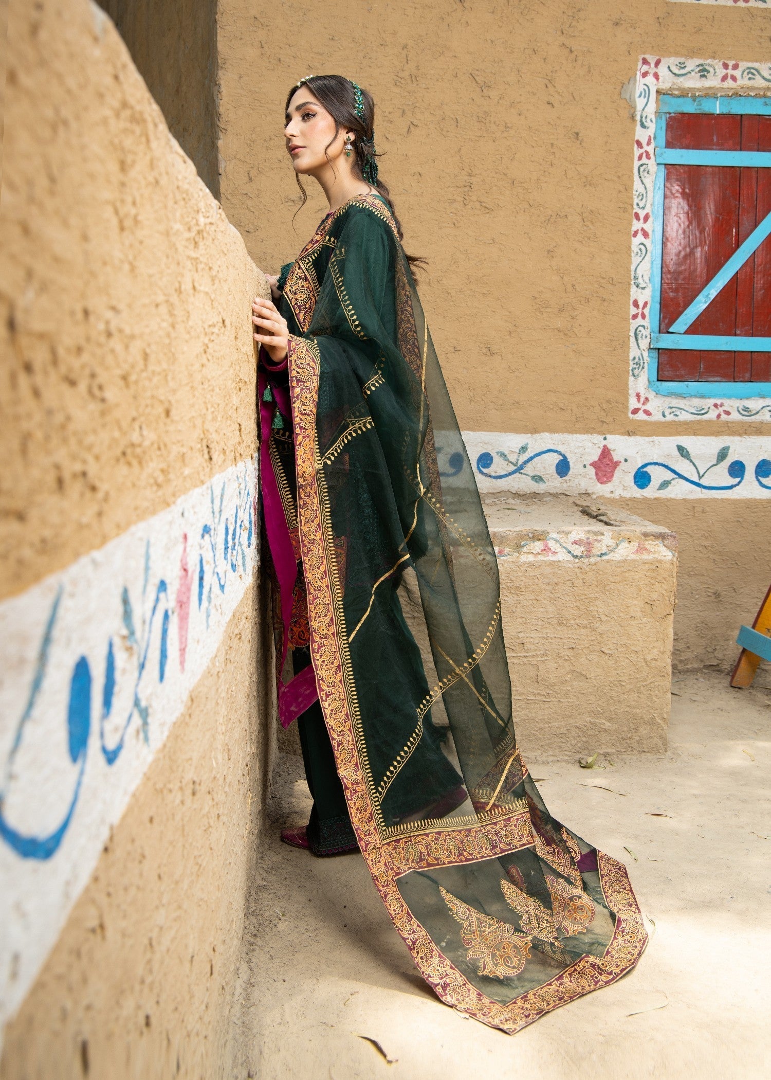 pk raw silk Kurta Set in Bottle green