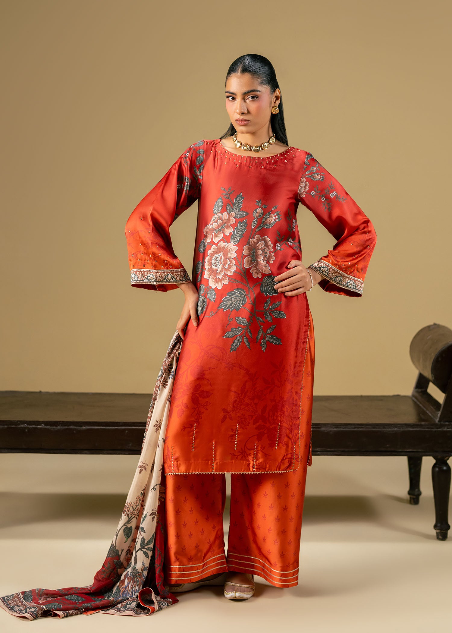 charmuse/shamooz Kurta Set in Orange