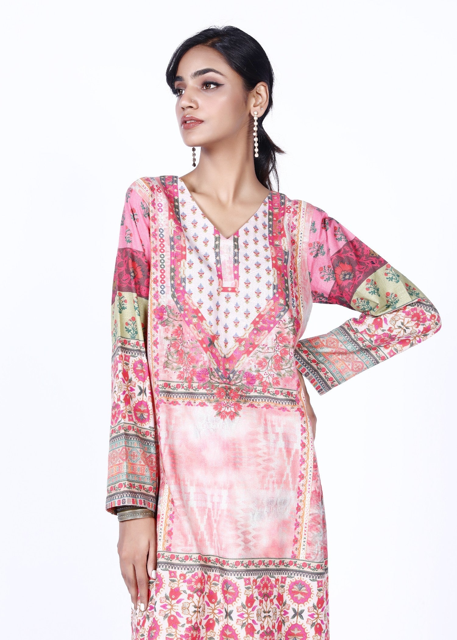 khaddar Kurti in Thulian pink