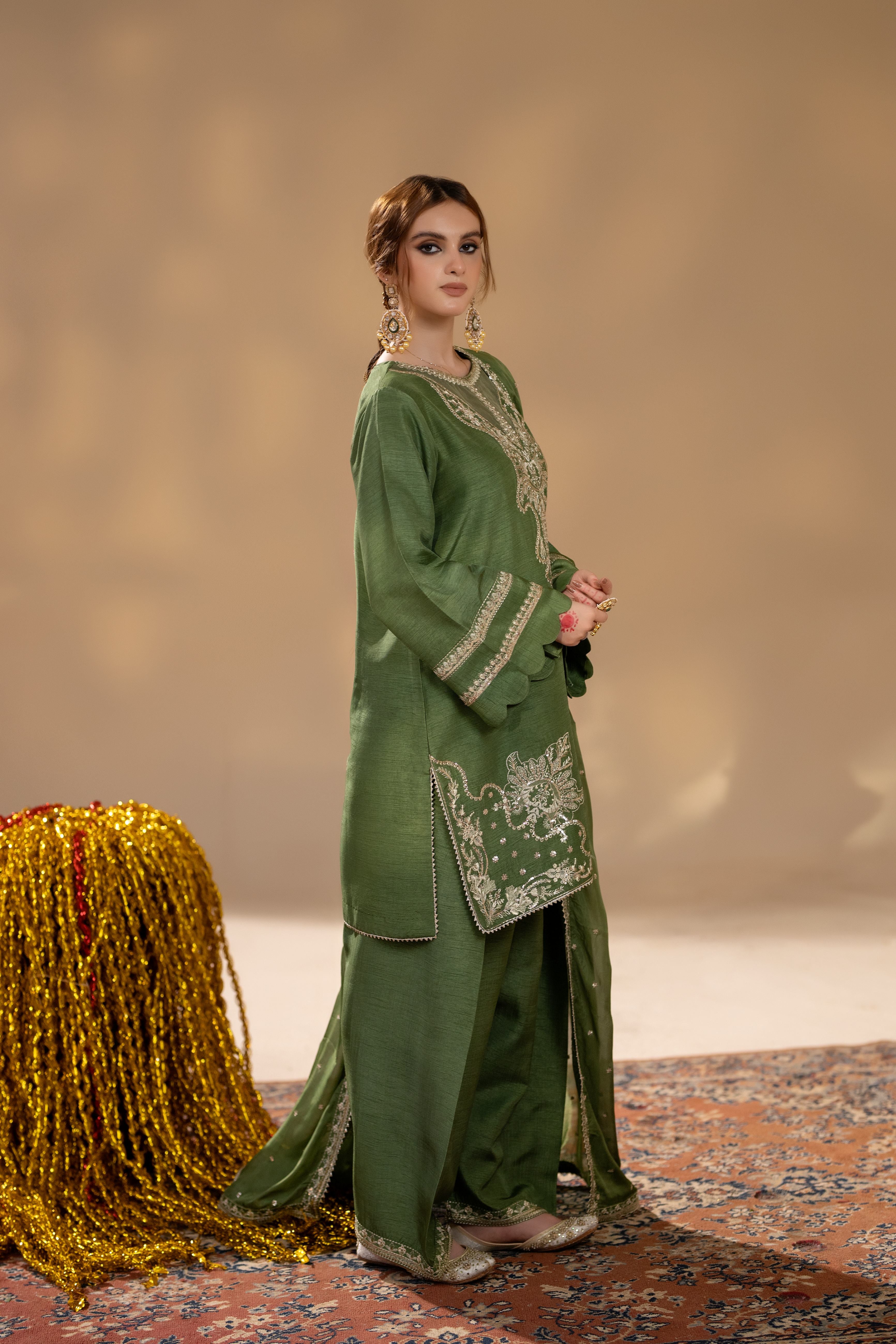 korean raw silk Kurta Set in Olive green