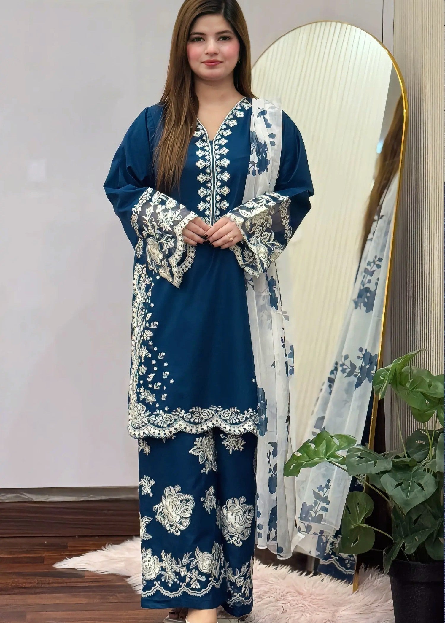 lawn Kurta Set in Sapphire blue
