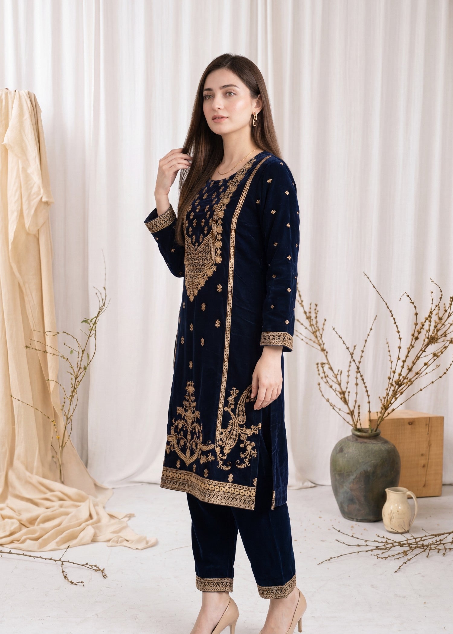 velvet Kurta Set in Royal blue