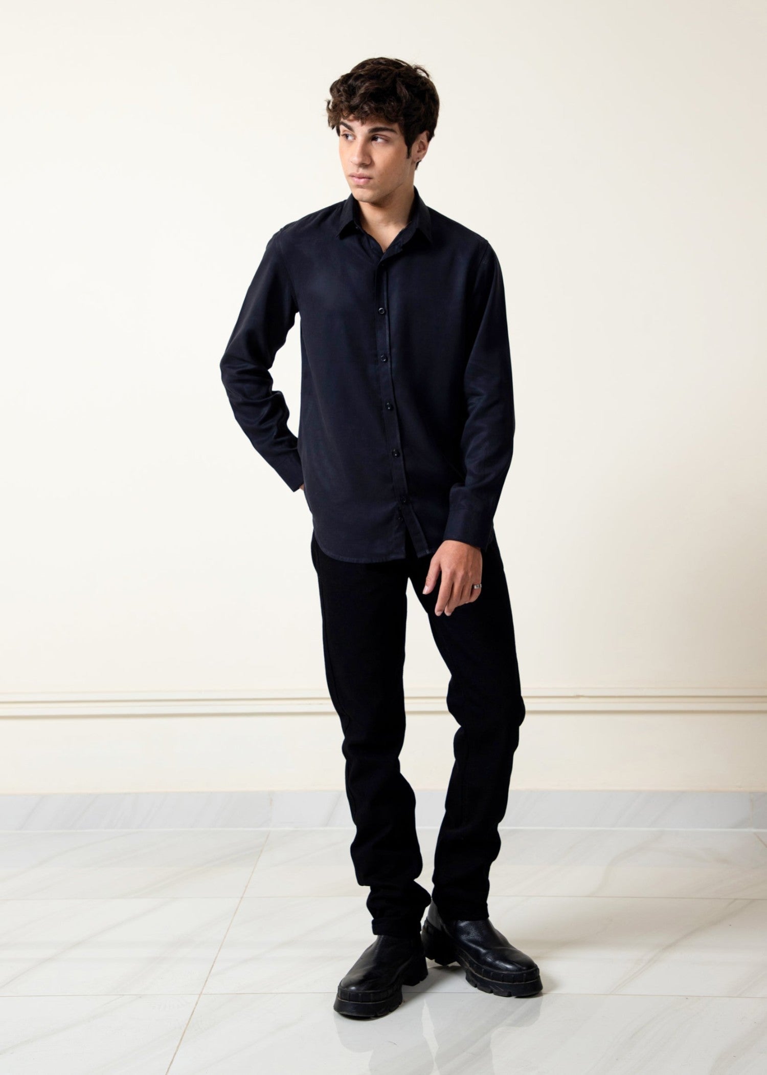 cotton Casual Shirt in Navy blue by Fabriano