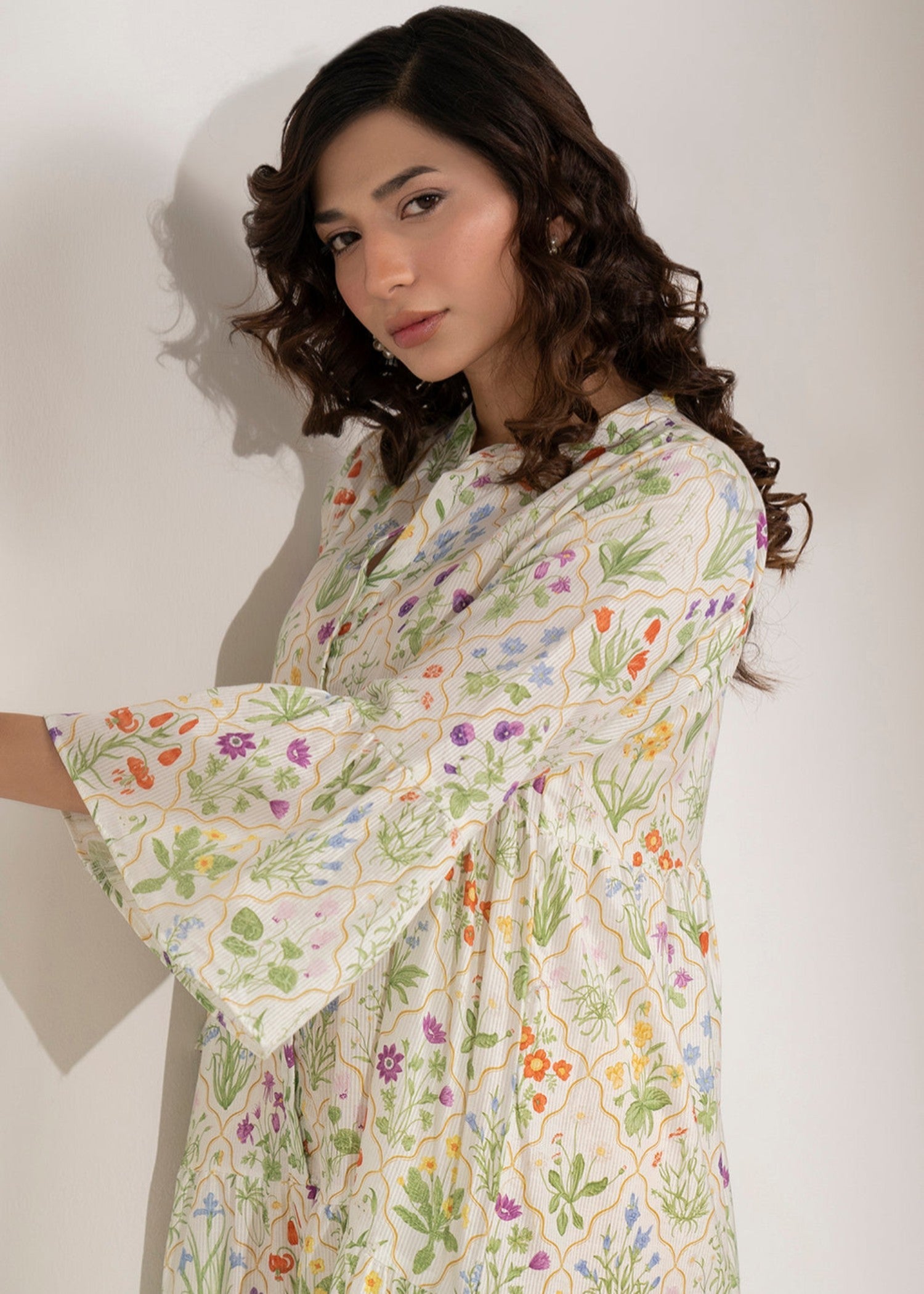 textured lawn Maxi in Off-white