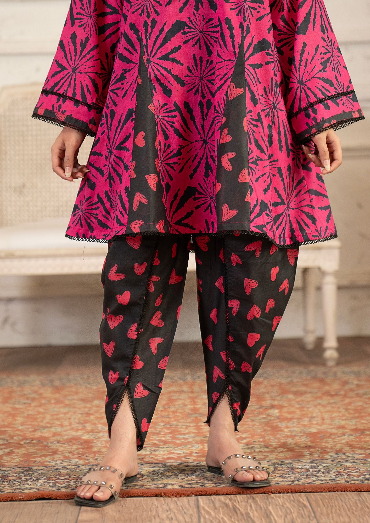 lawn Peplum in Black, hot pink
