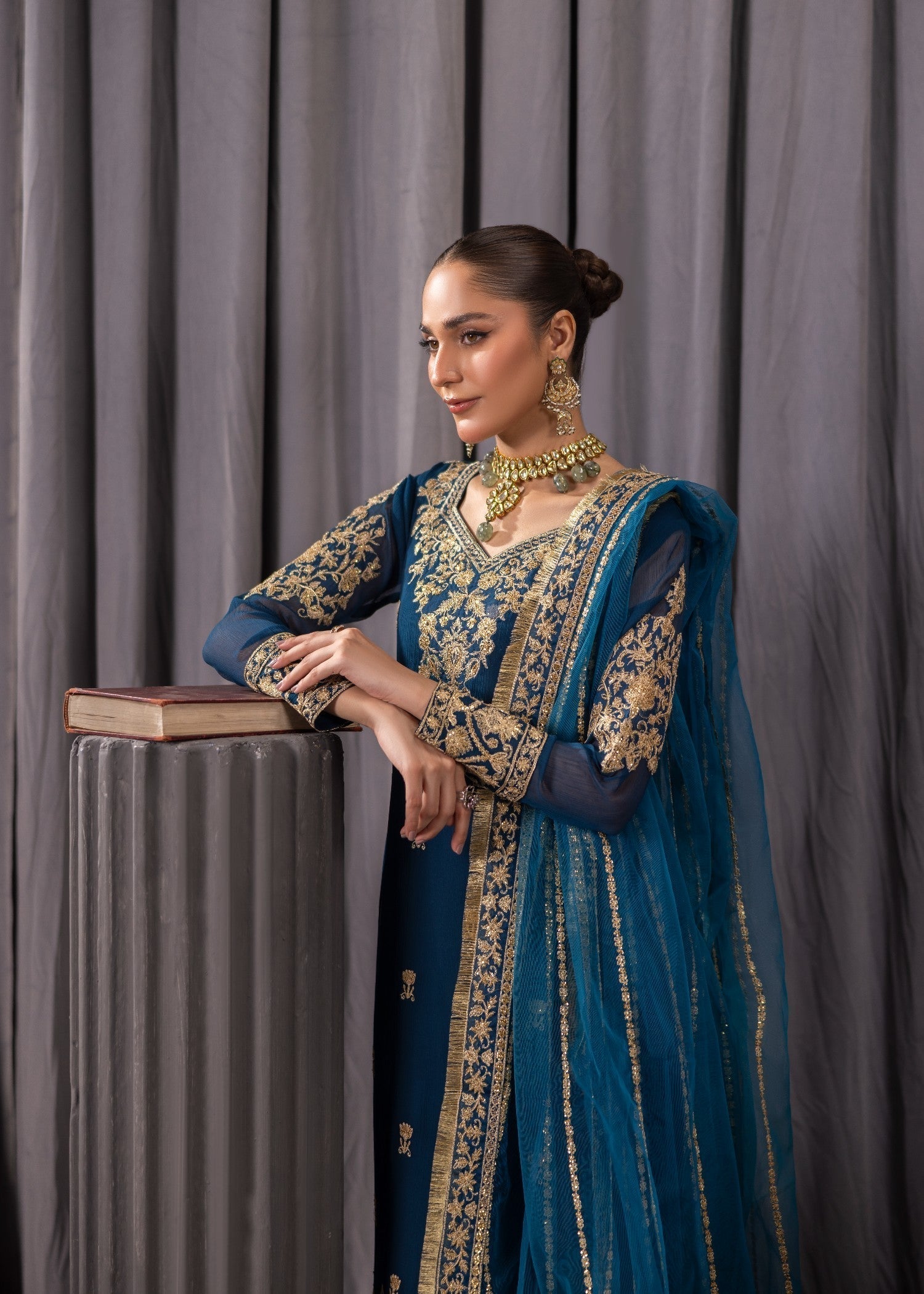 bemberg crinkle chiffon Kurta Set in Teal