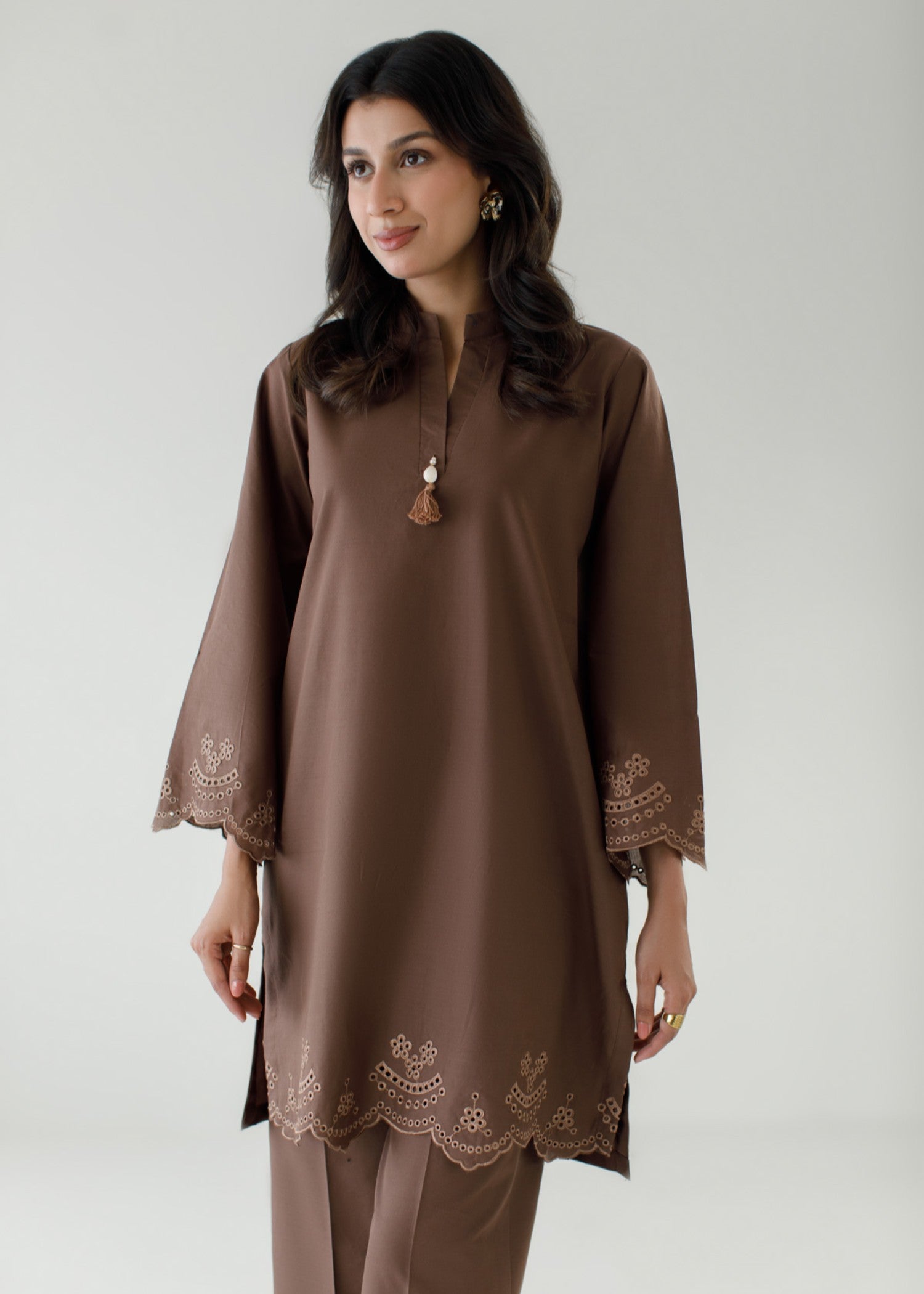 schiffli Kurta Set in Mocha brown