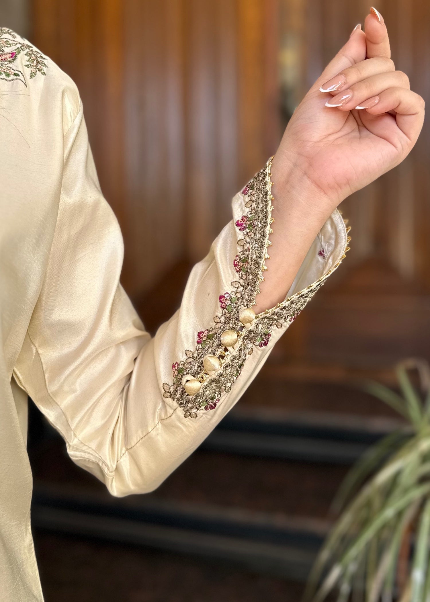 silk Kurta Set in Off-white