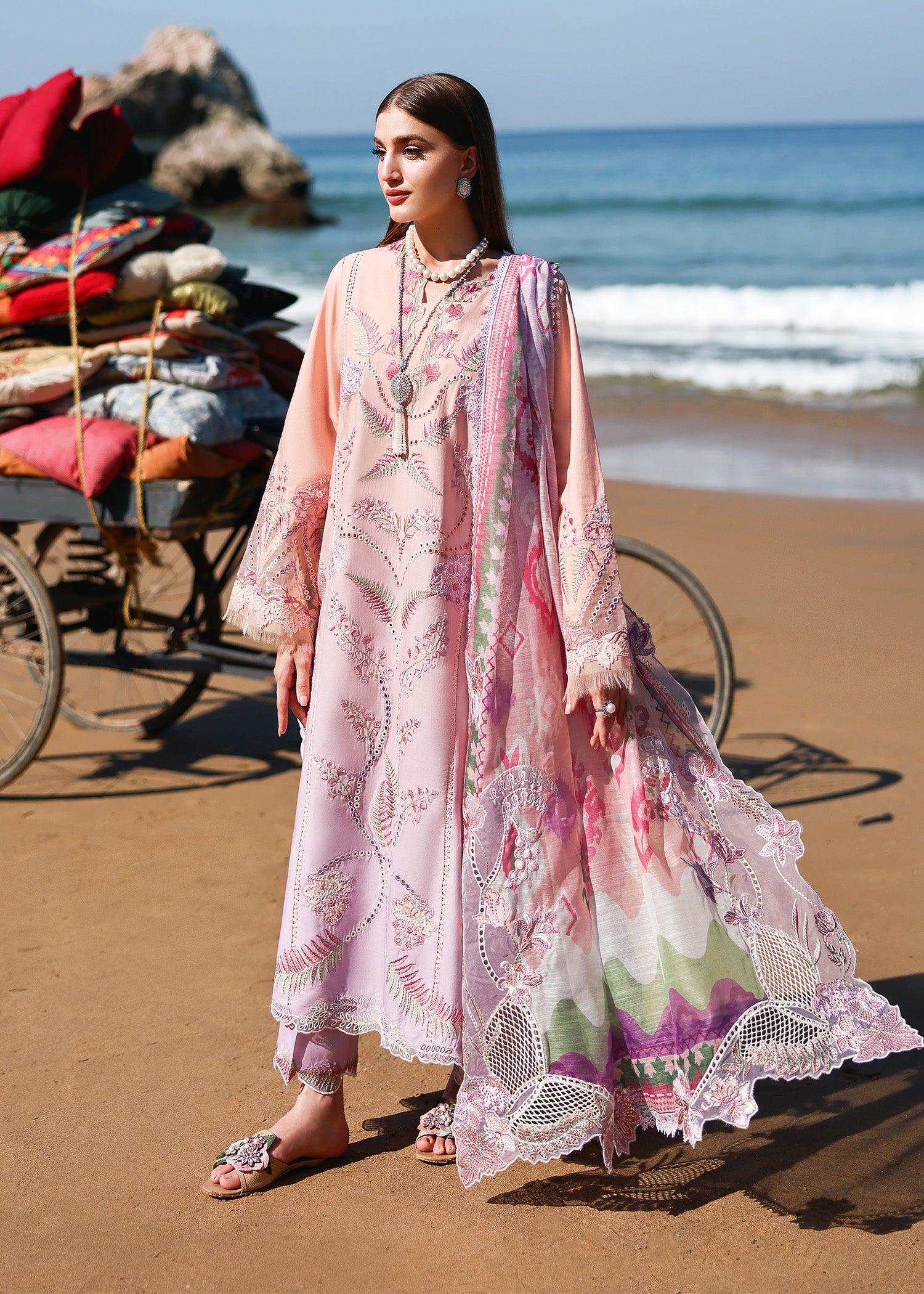 Breeze Festive Luxury Lawn – TALI 3-A