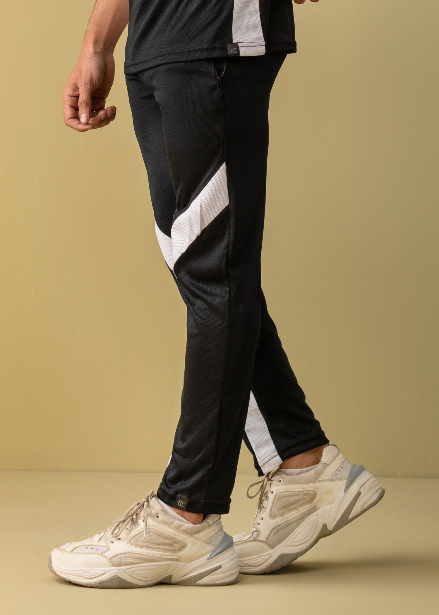 pearl mesh net Trousers in White, black