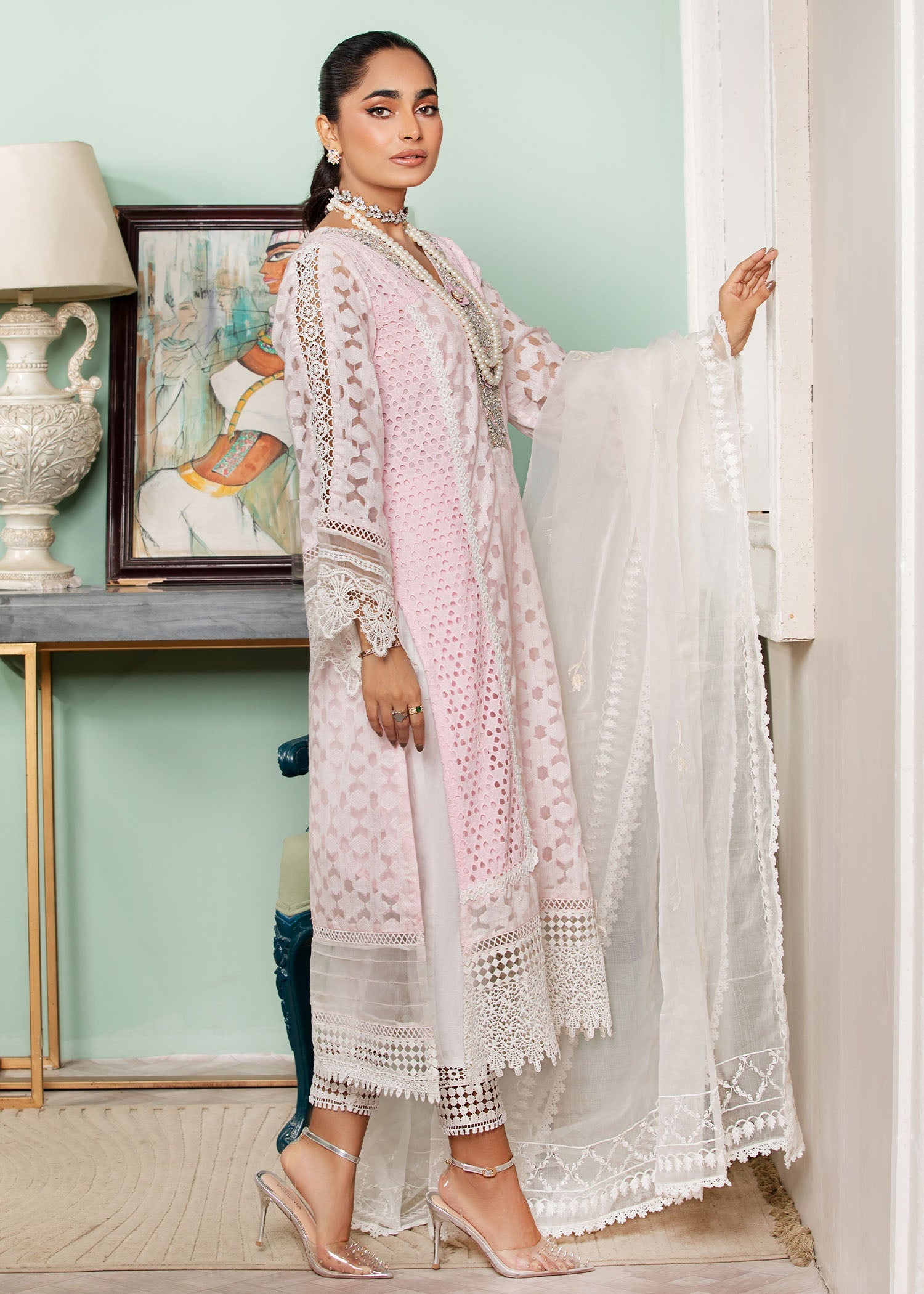 self-textured organza Kurta Set in Pastel pink