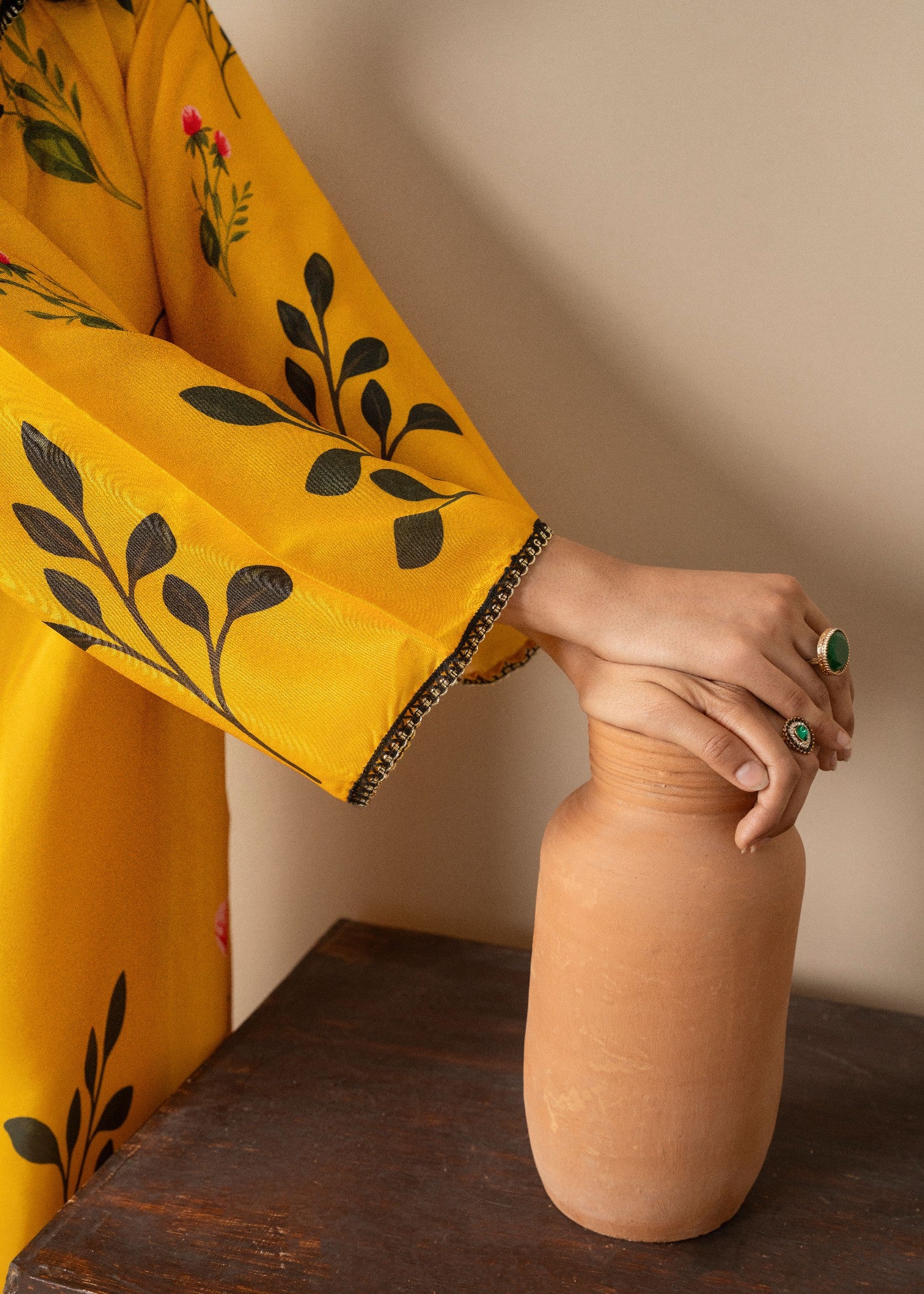 silk grip Kurta Set in Gold