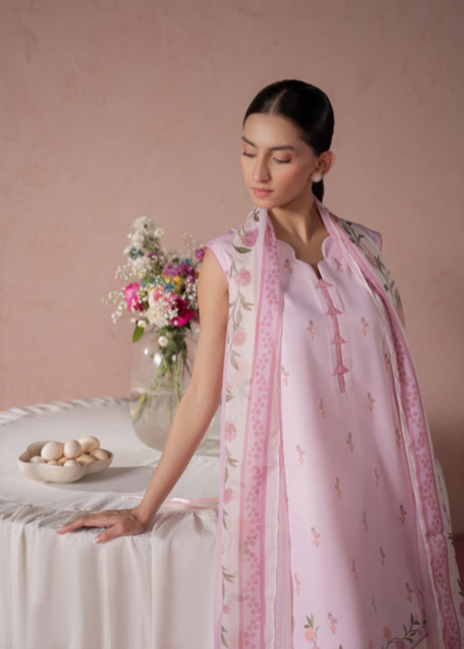 crepe Kurta Set in Baby pink