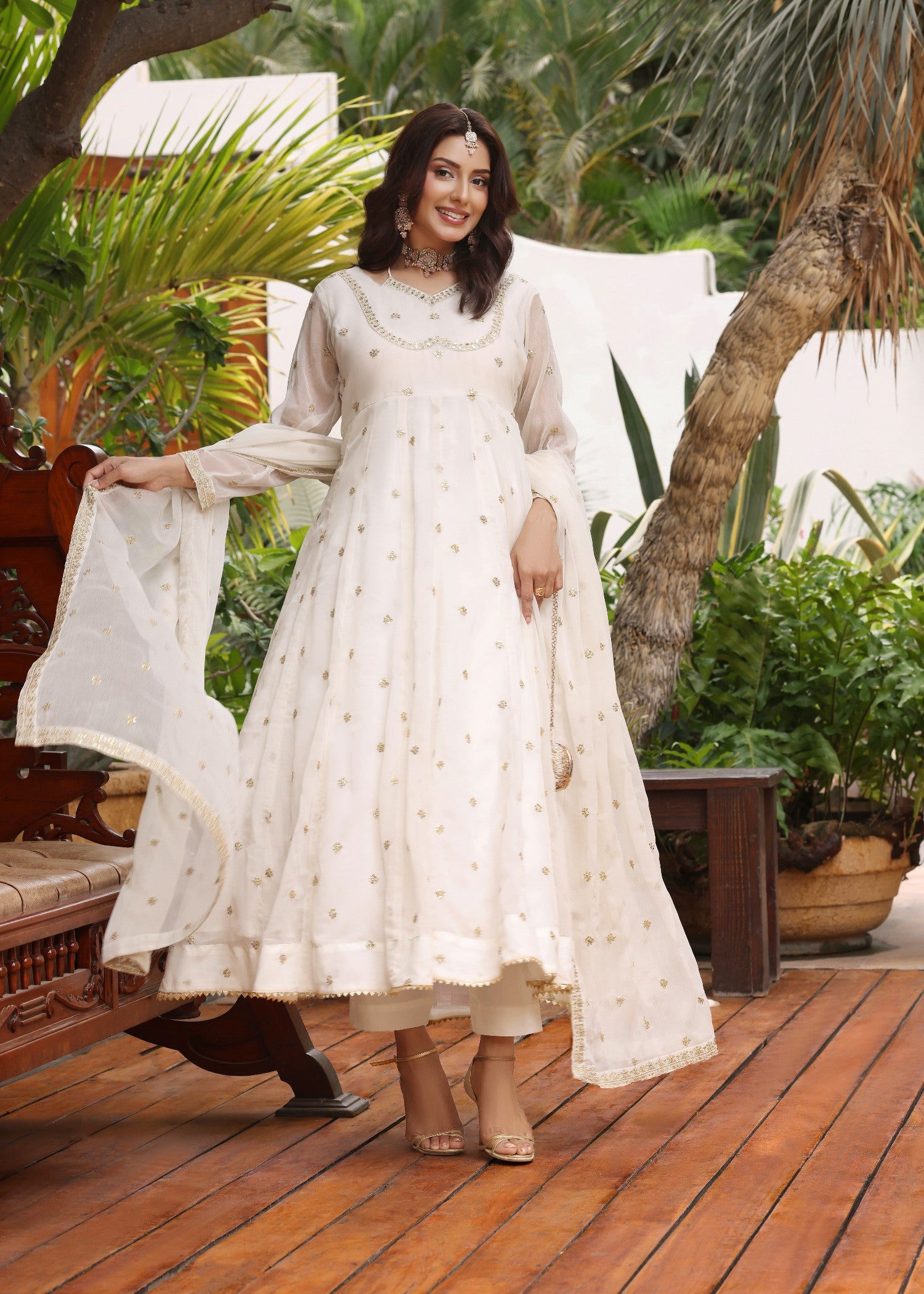 pk chiffon Pishwas in Off-white