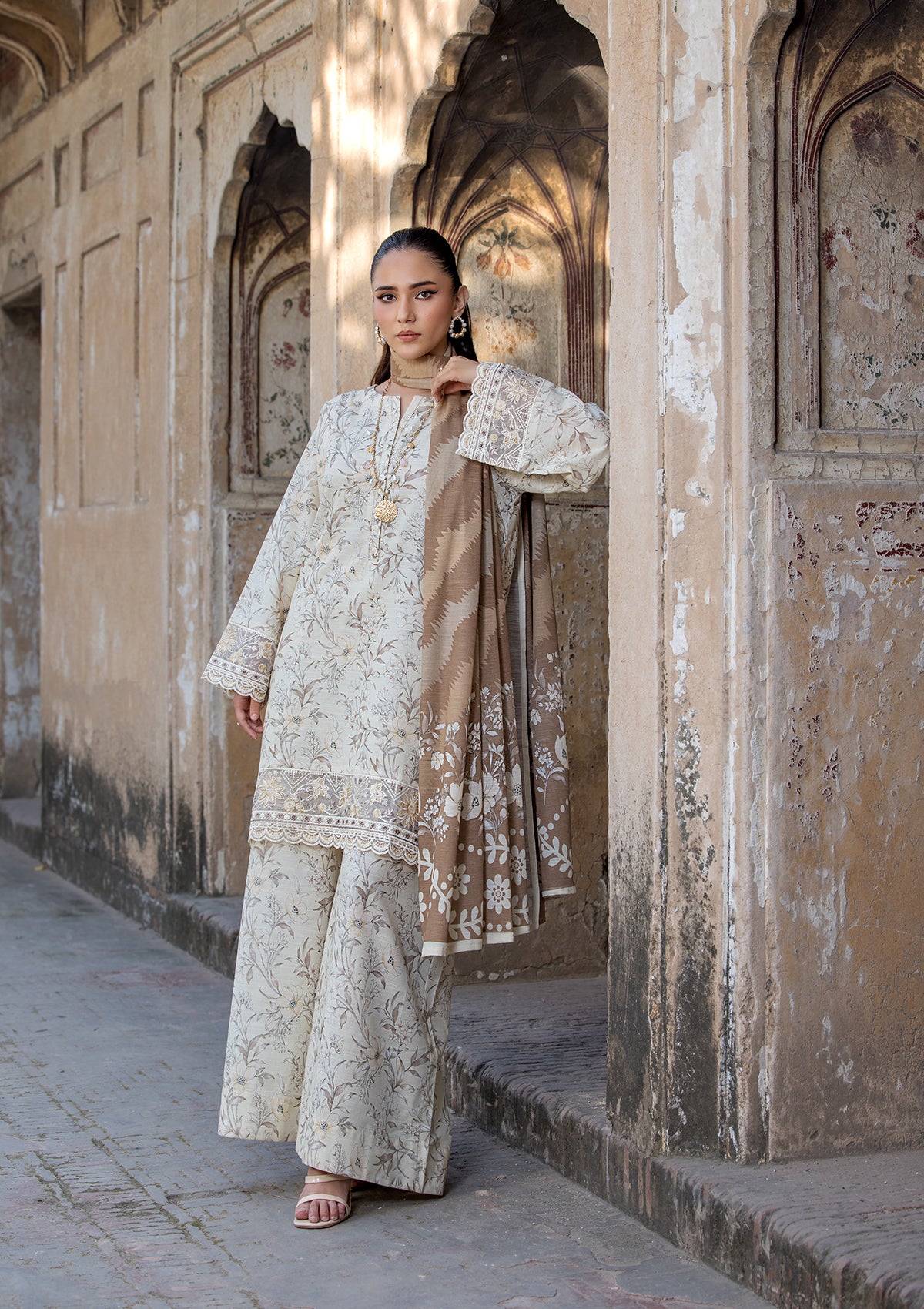 lawn Kurta Set in Cream