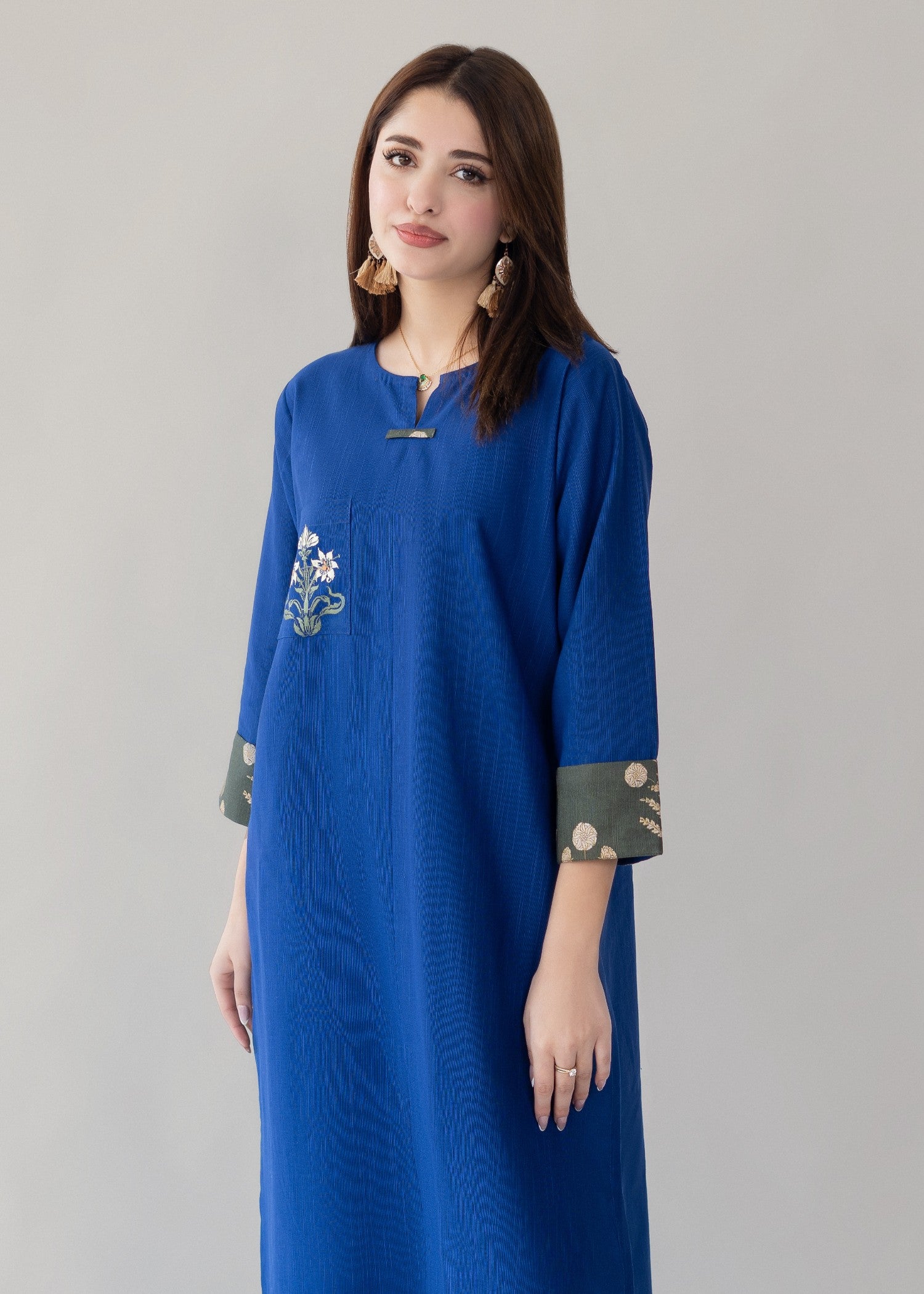 slub khaddar Kurta Set in Blue, army green