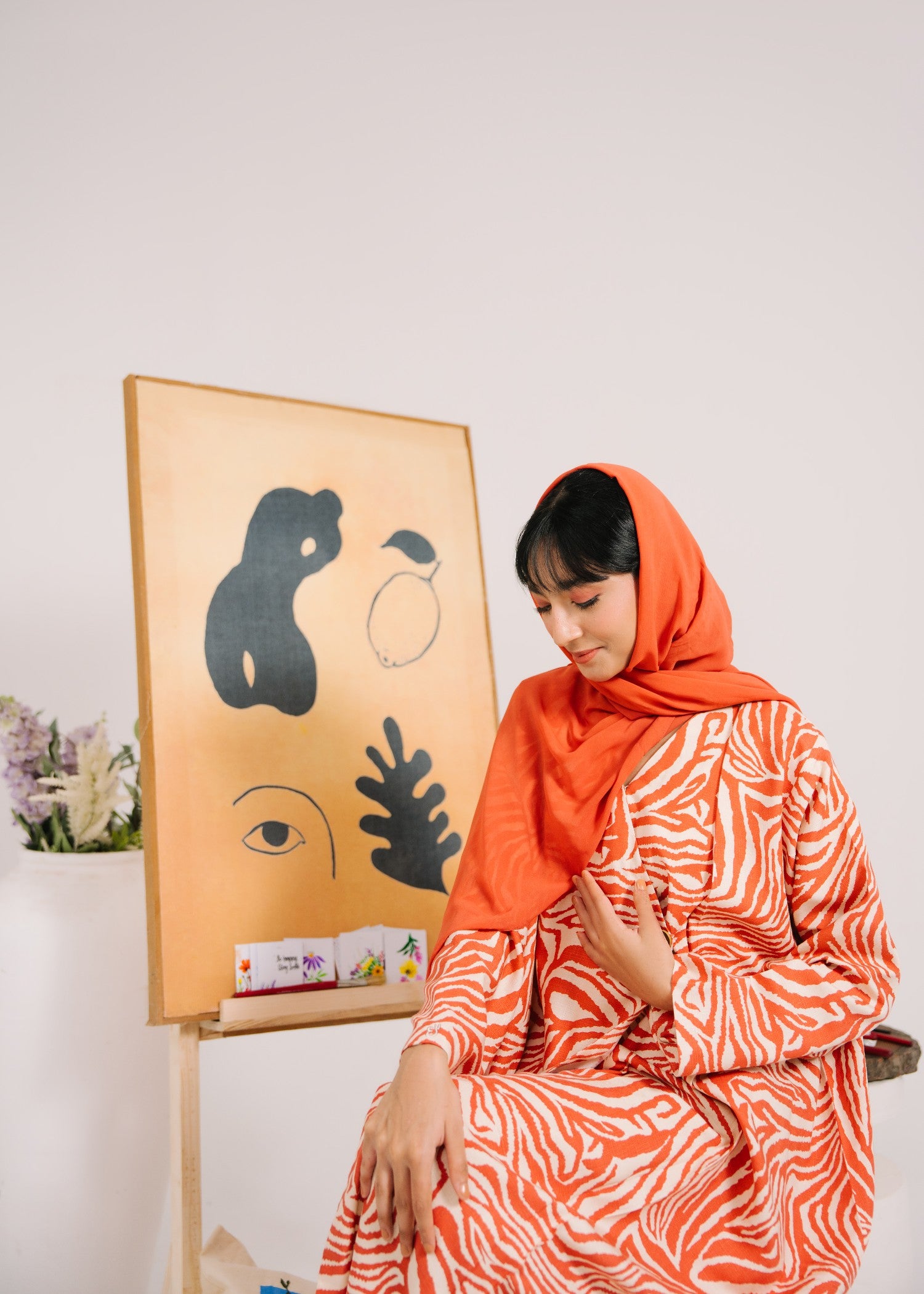 linen Abaya in White, orange