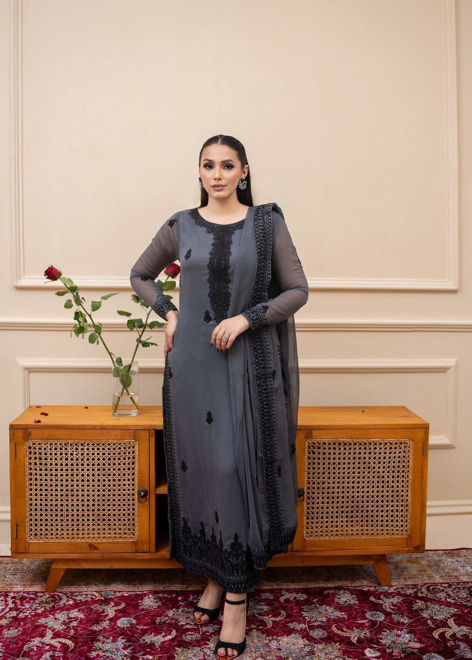 bemberg crinkle chiffon Kurta Set in Slate grey