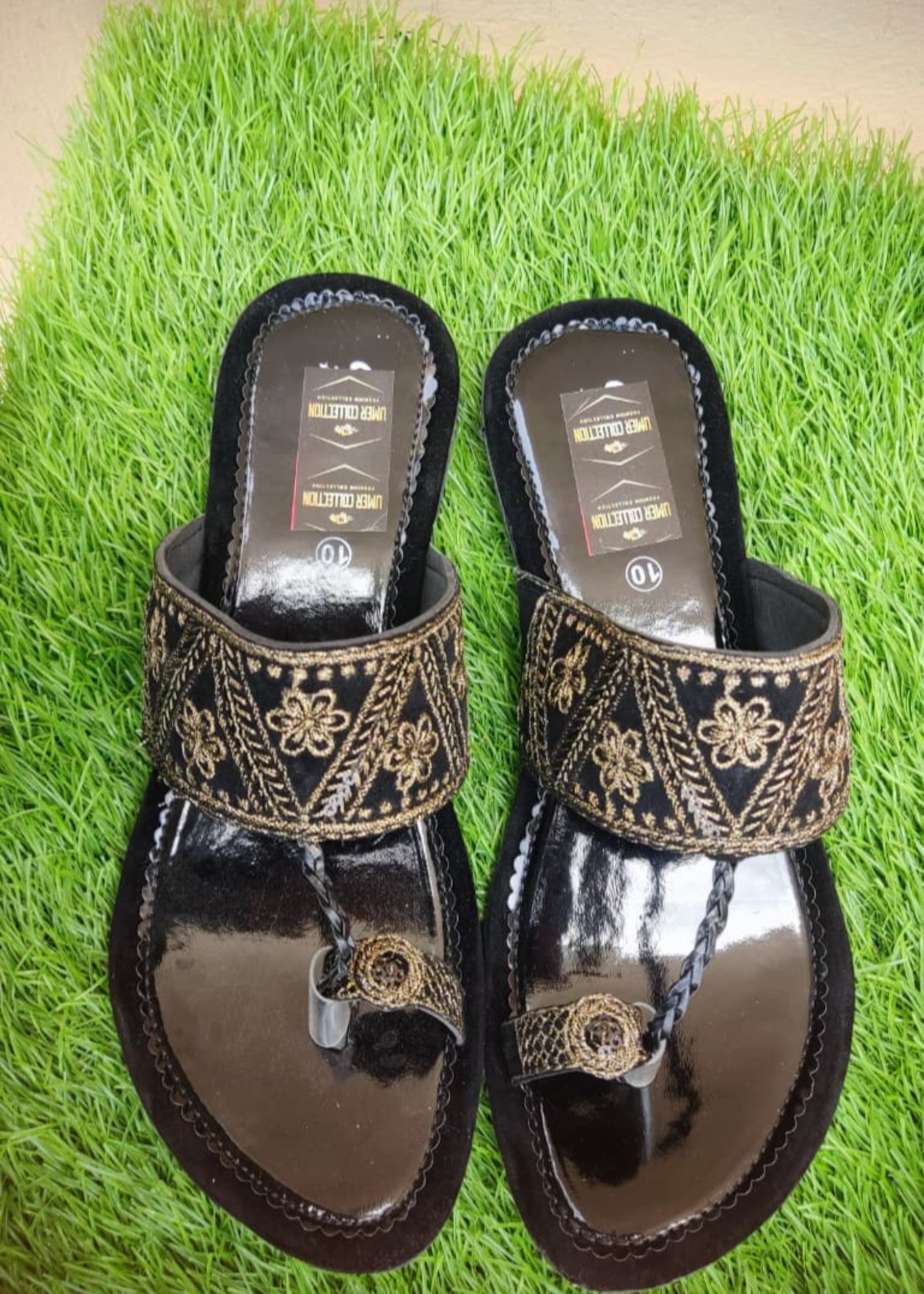Kolapuri in Black by - High Quality Women Kolapuri AZC9589