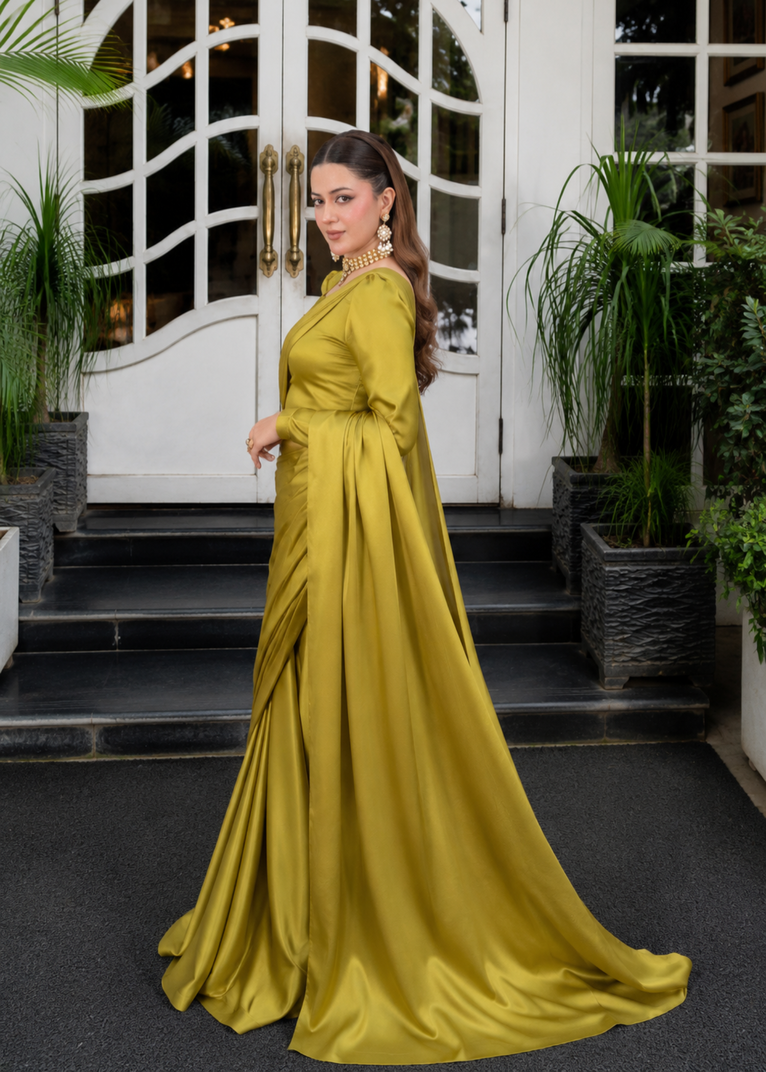 silk Saree in Pear