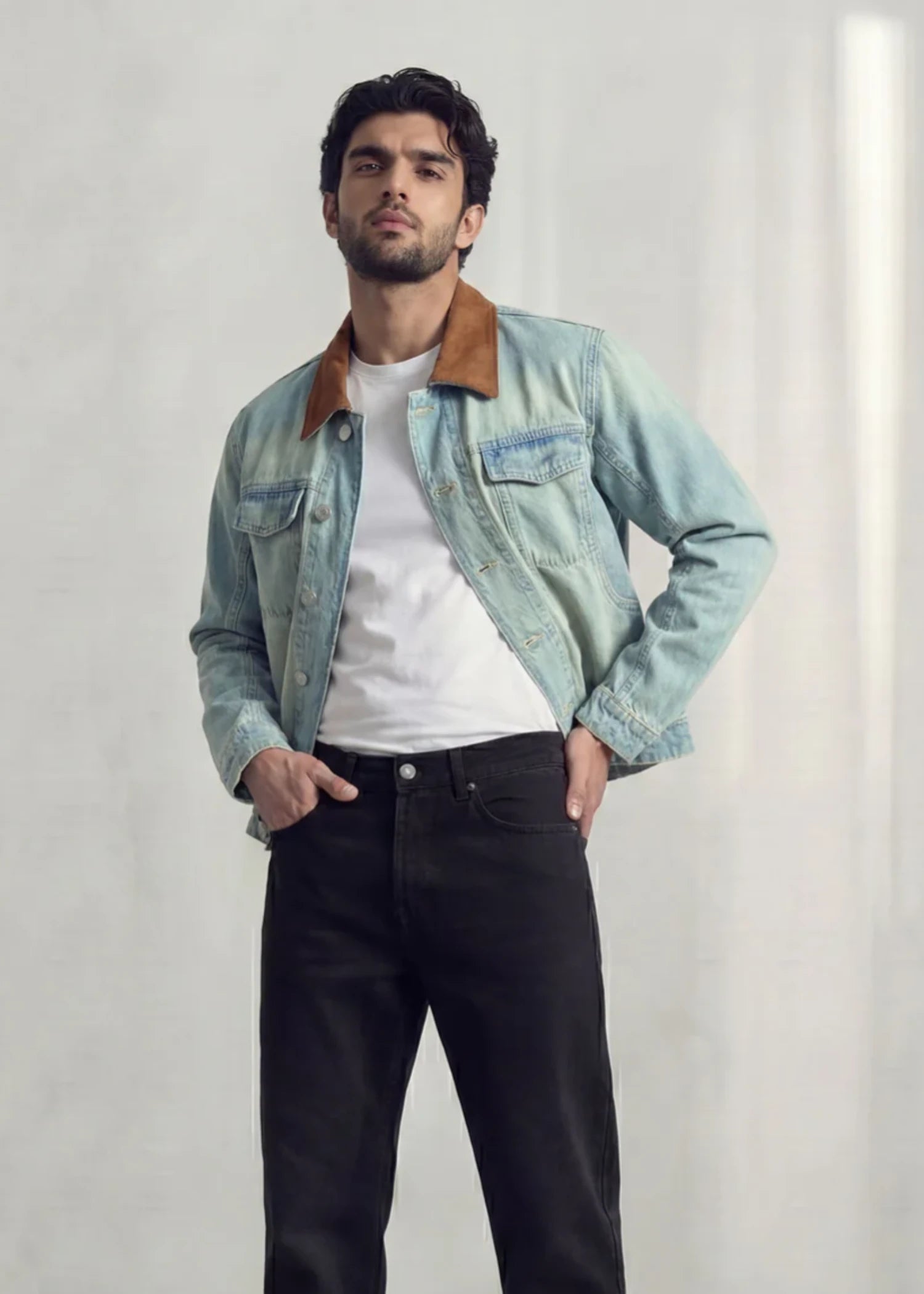 denim Jacket in Light blue