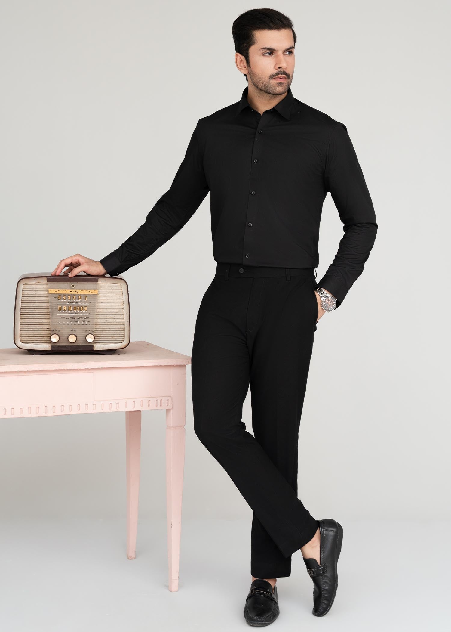 wash & wear Formal Shirt in Black