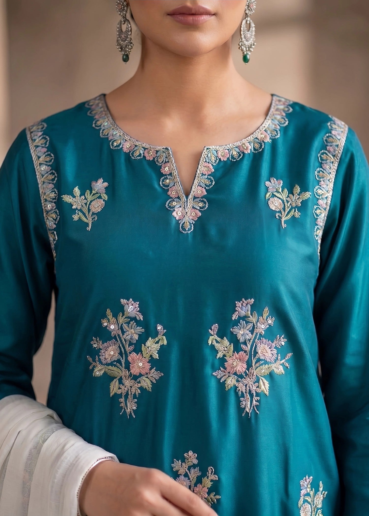 lawn cotton Kurta Set in White, teal