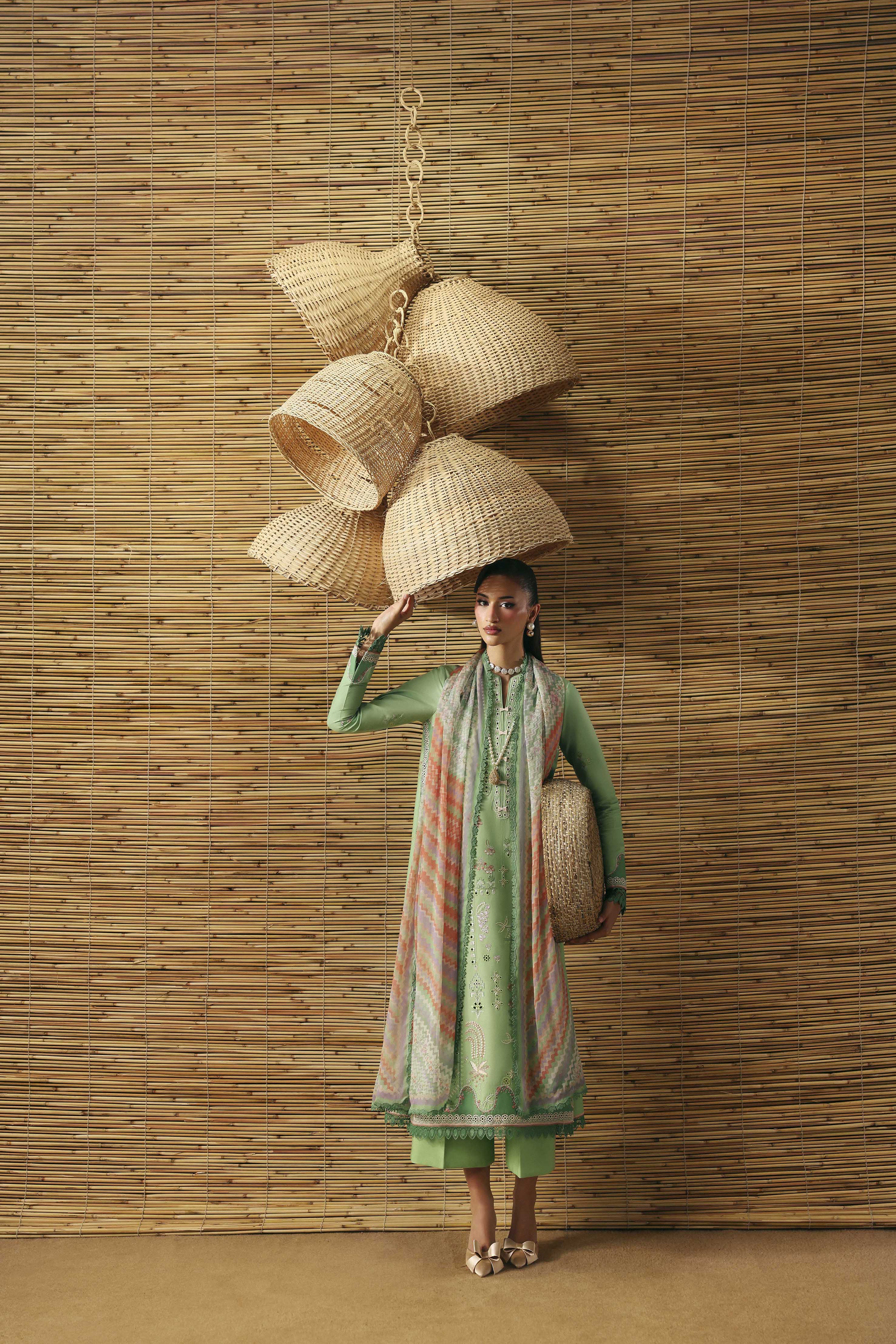 Luxury Lawn – SL-01-26-V2