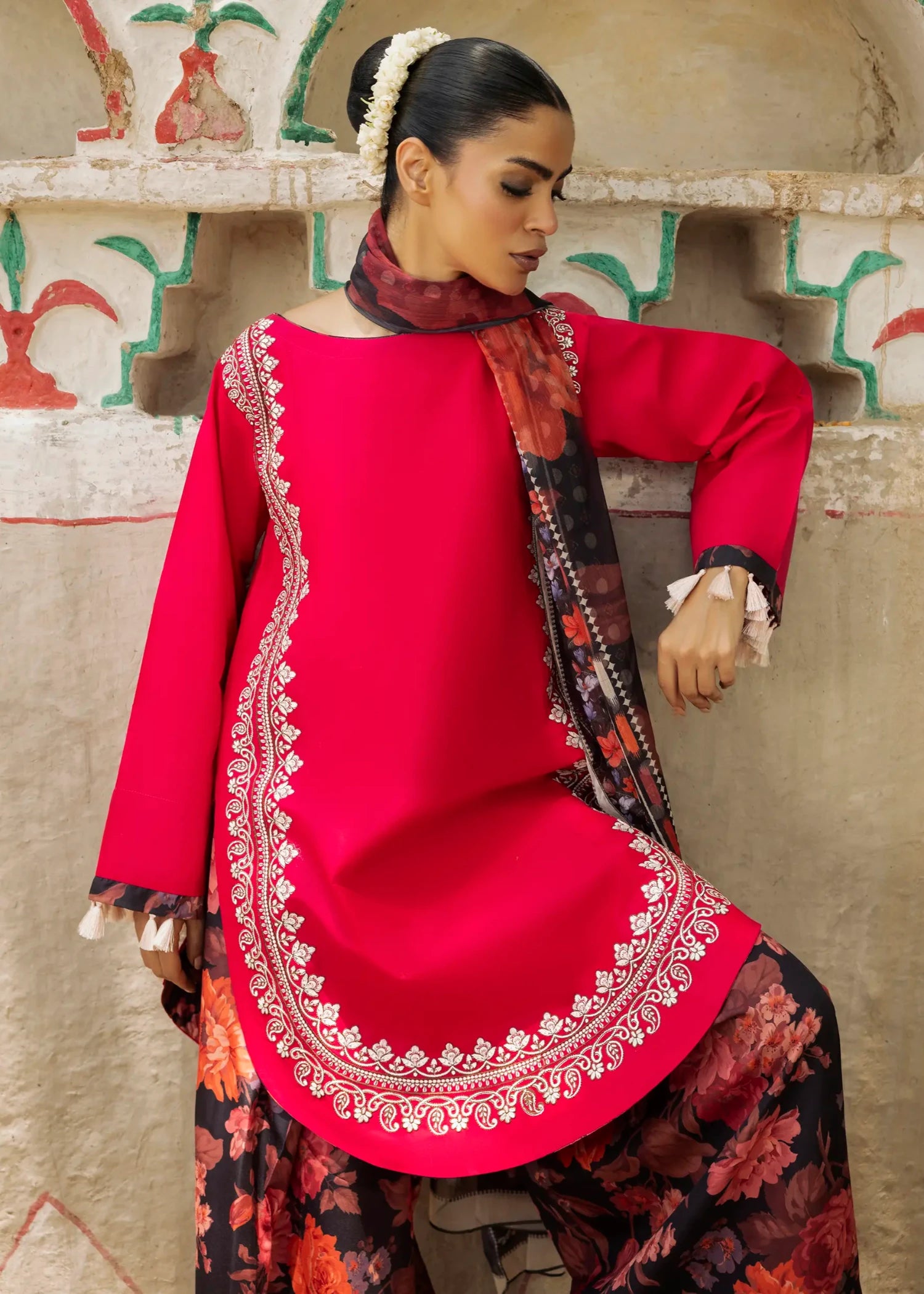 lawn cotton Kurta Set in Coral red