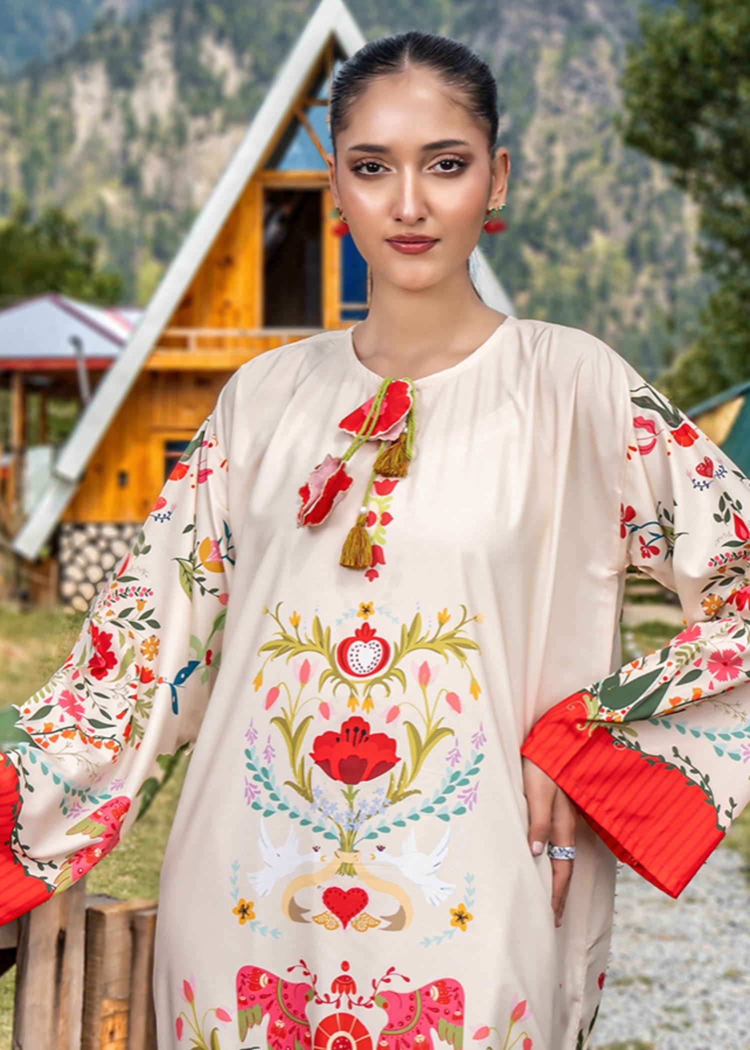 crepe Kaftan in Beige