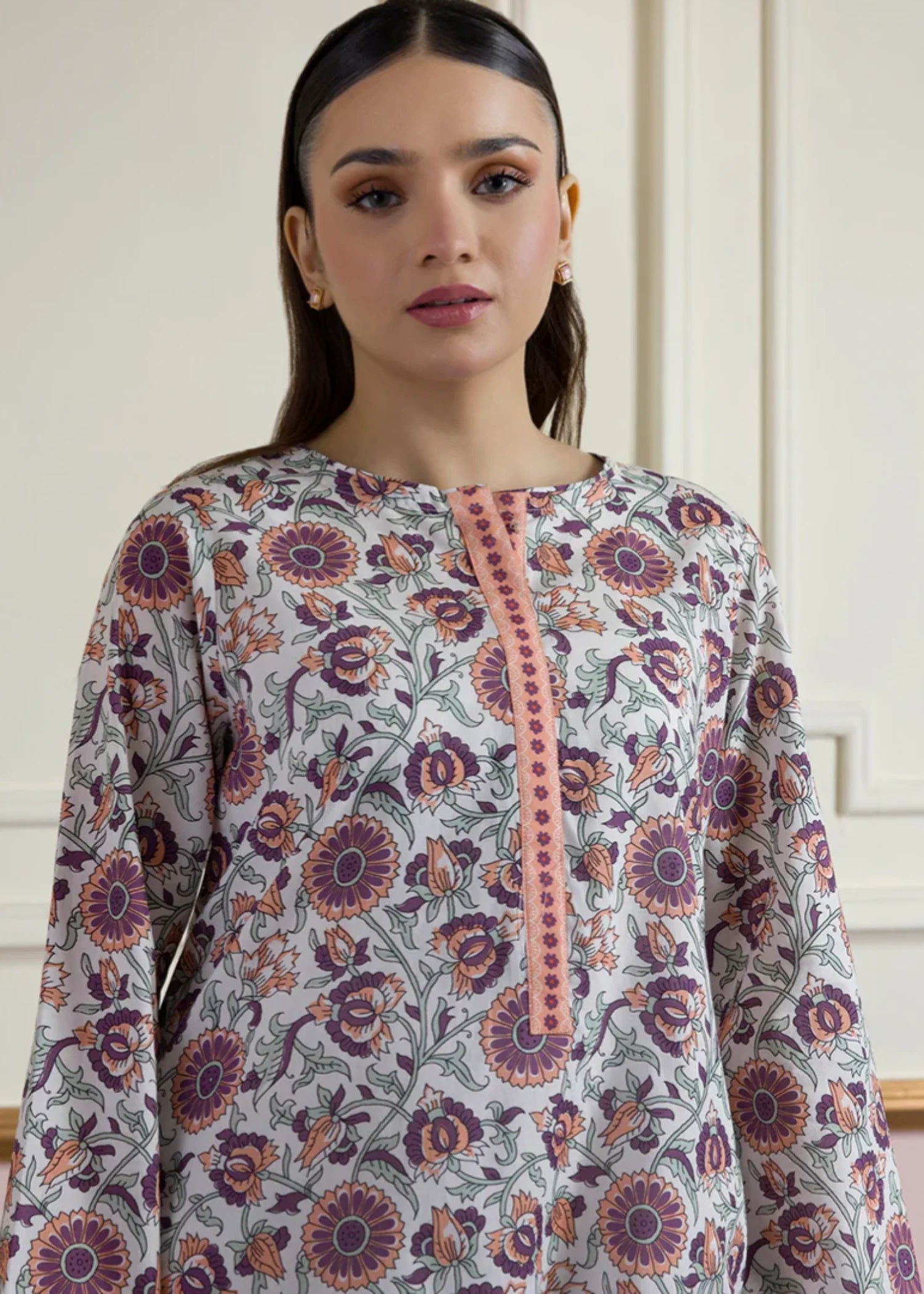 cambric Kurti in White