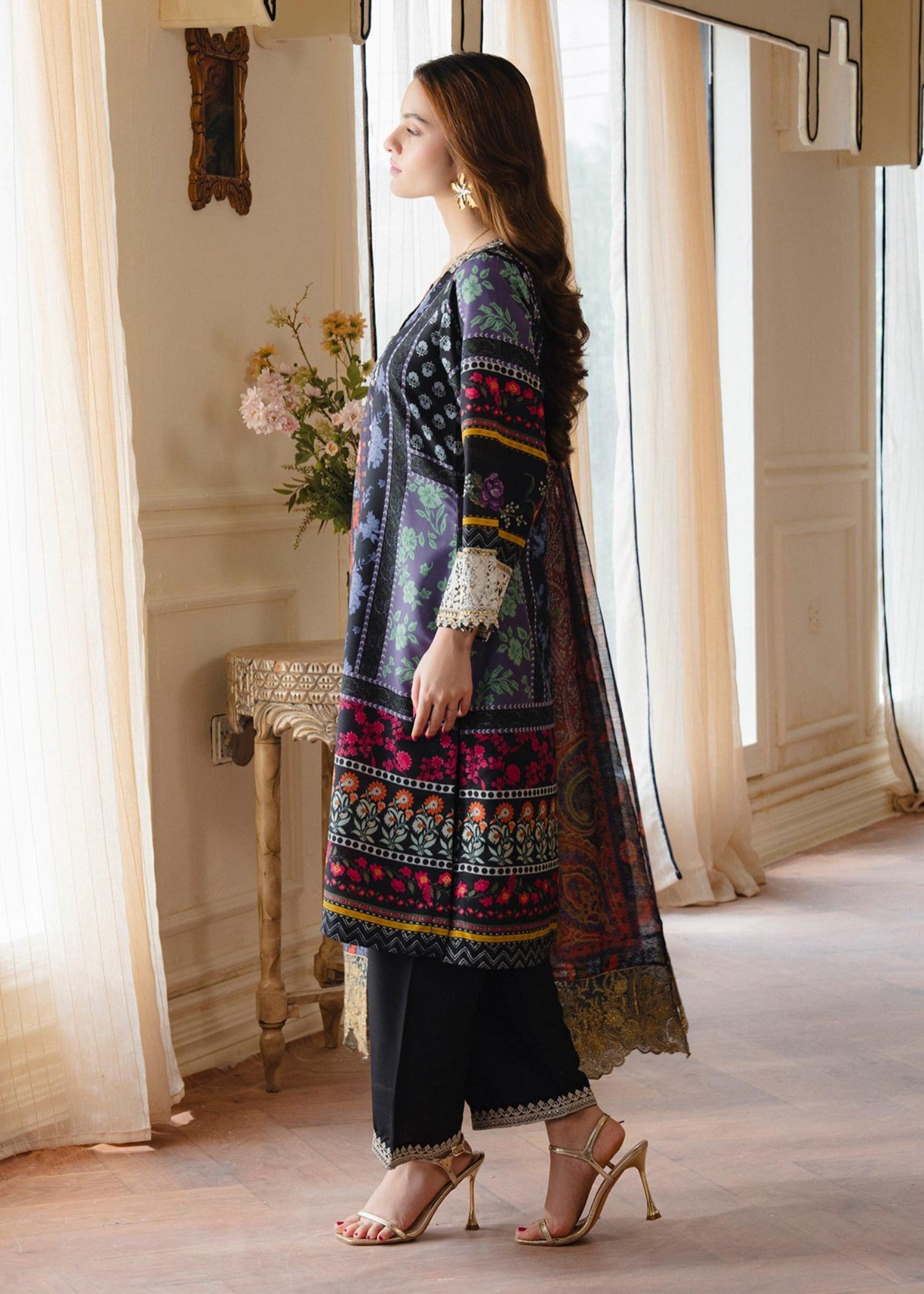 silk crepe Kurta Set in Black, midnight blue, maroon