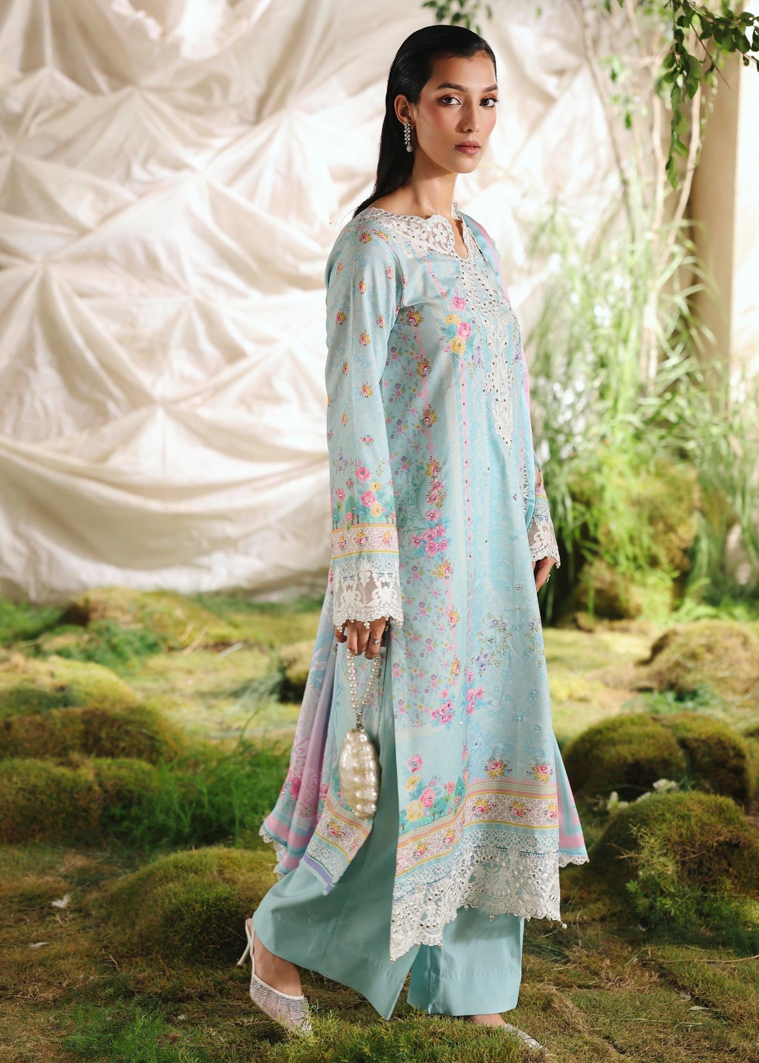 crepe silk Kurta Set in Light blue