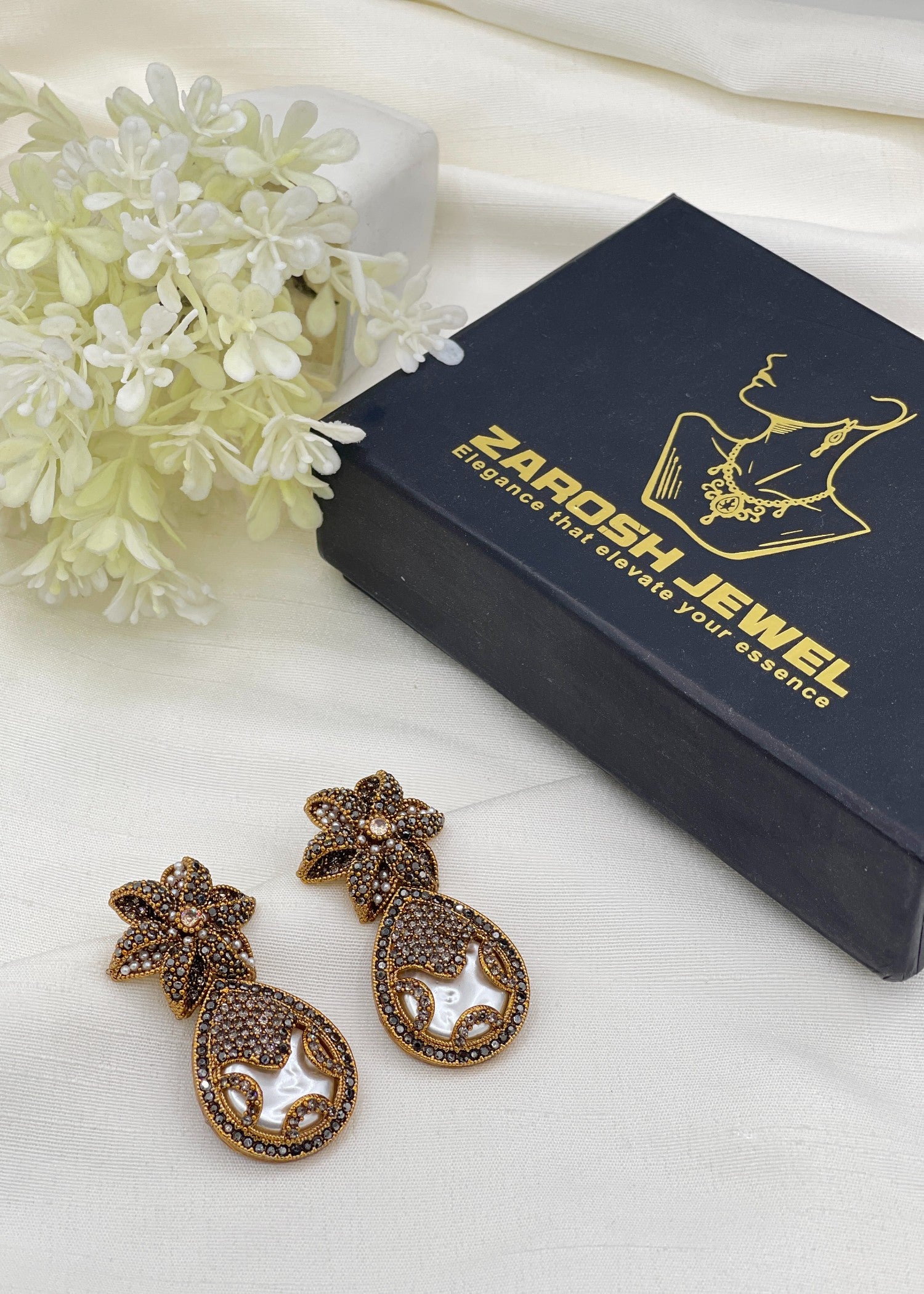Earrings in Grey Color by - Trendy Women Earrings CHL7537