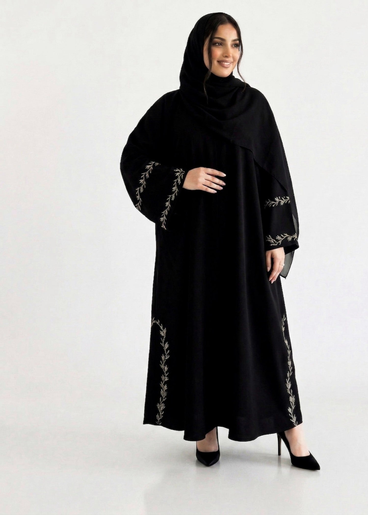 nidha Abaya in Black