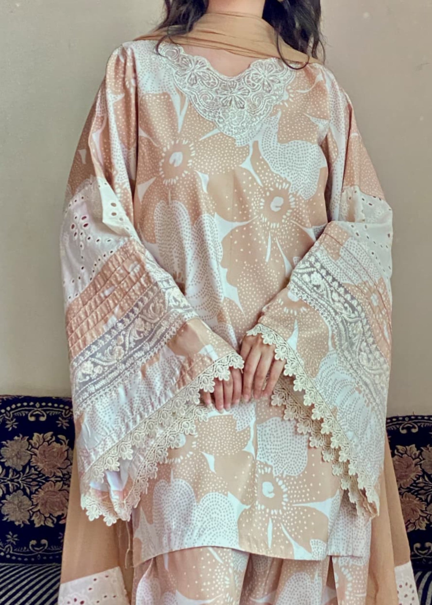 swiss lawn Kurta Set in Buttercream