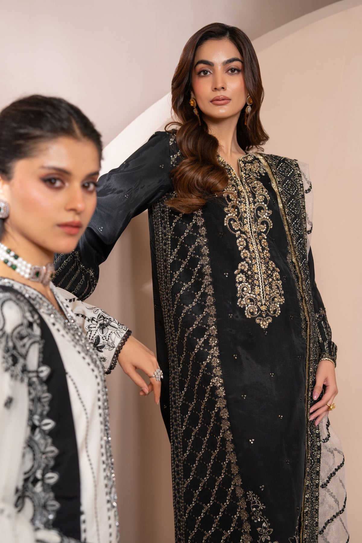 Zaeva Luxury Festive Formals – OMAVI