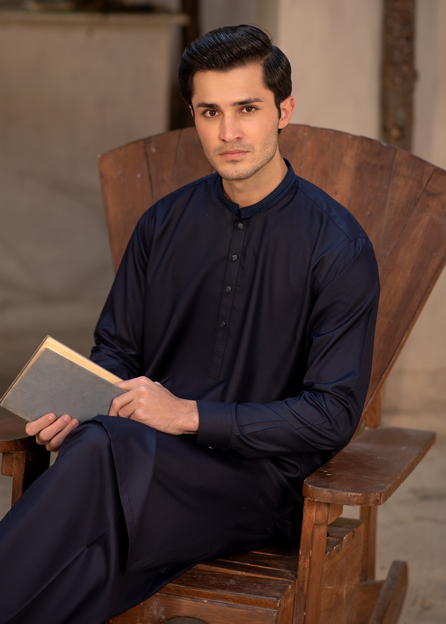 wash & wear Shalwar Kameez in Royal blue