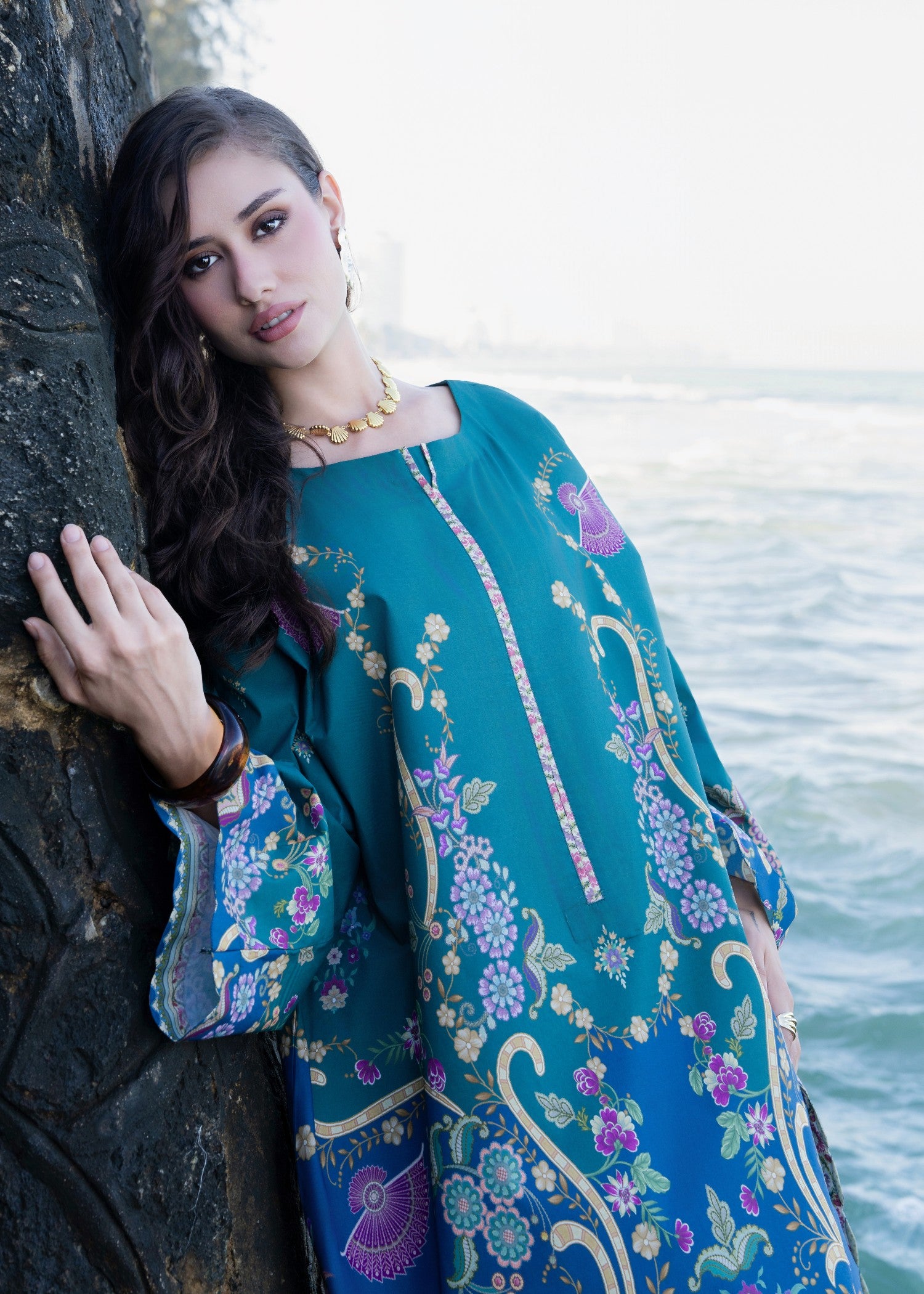 silk grip Kurta Set in Bottle green