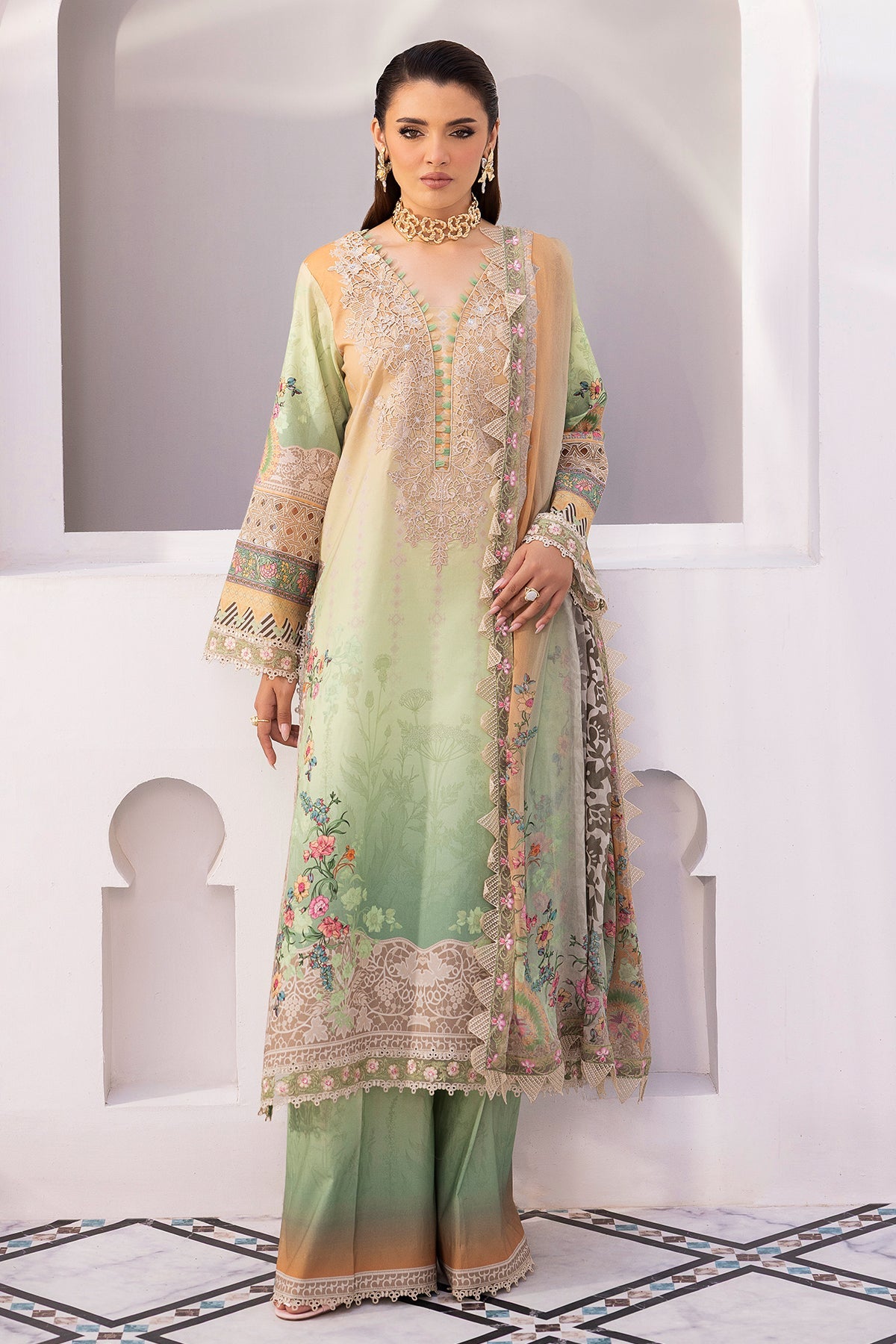 Rang-e-Bahar Lawn – CRB6-22