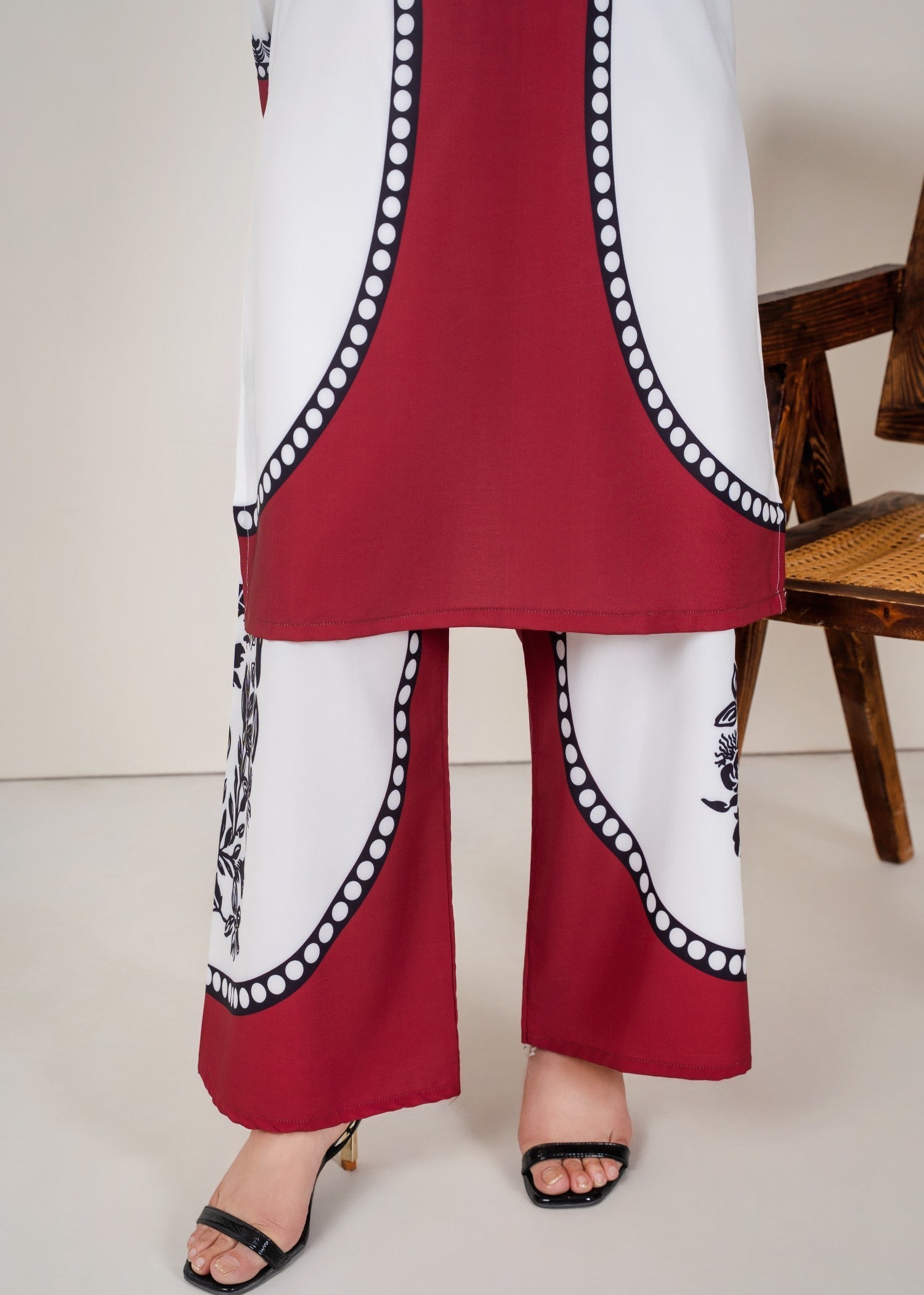 silk crepe Kurta Set in Maroon, white